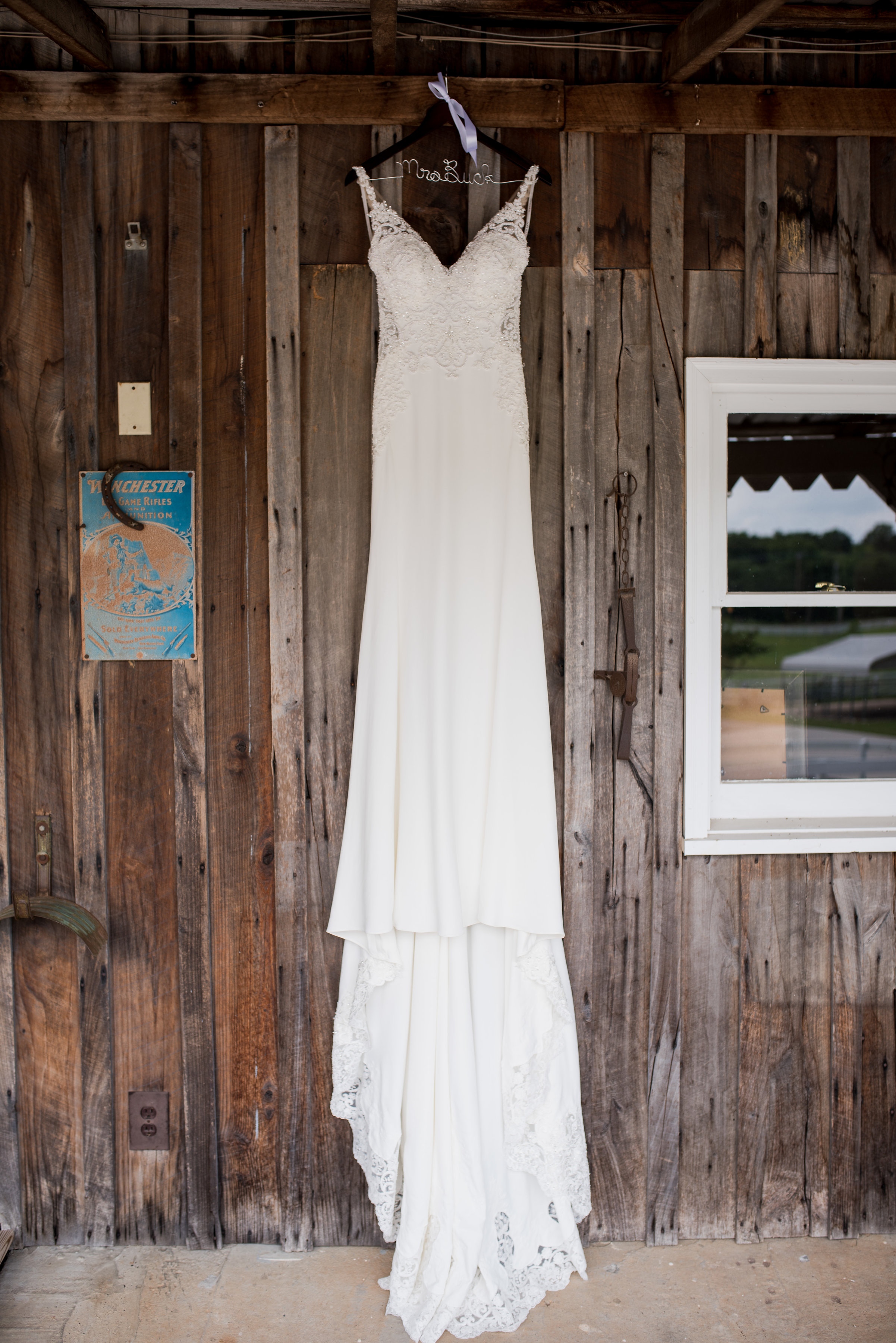 Saddlewood-Farms-Nashville-Wedding-Photographers-34.jpg