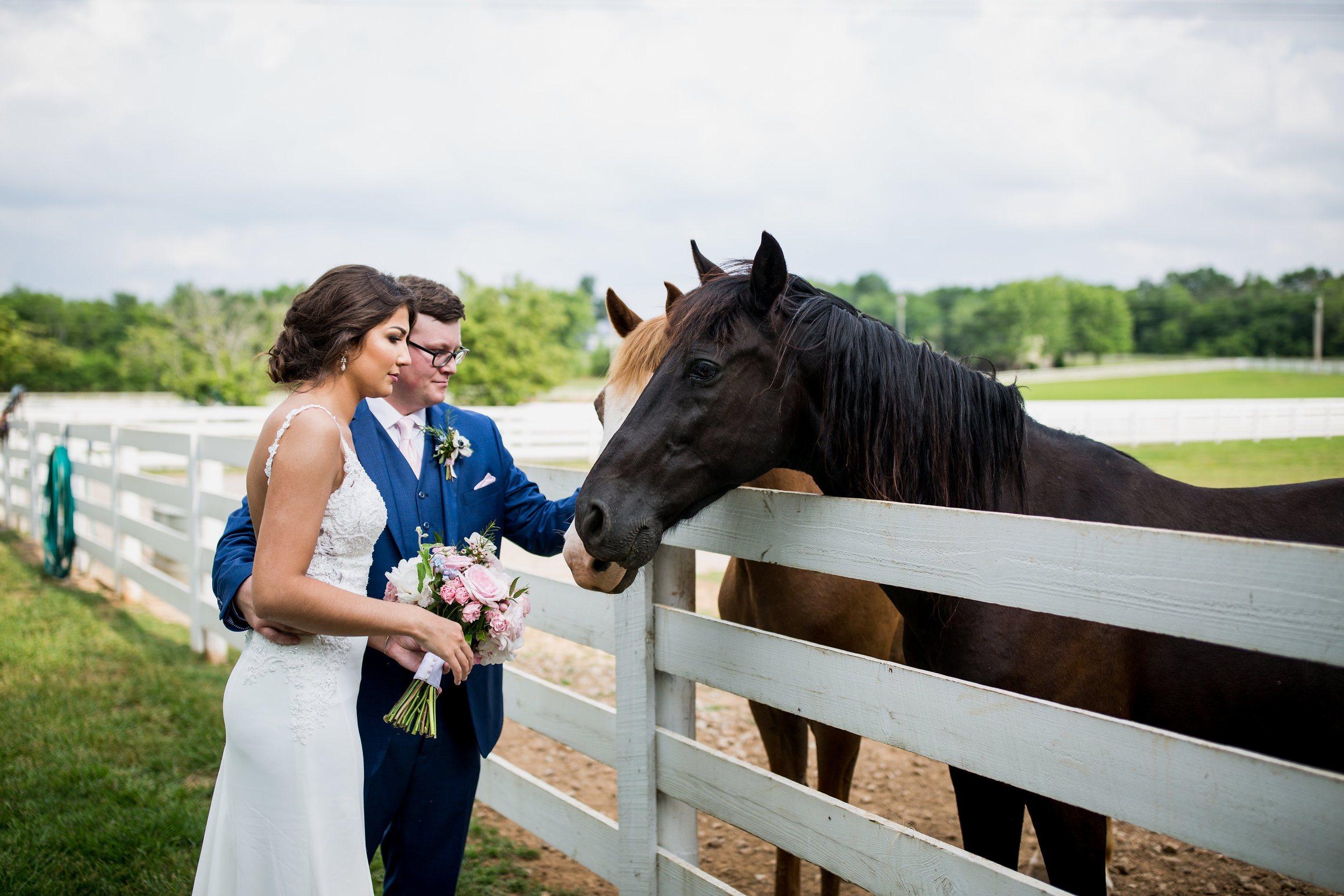 Saddlewood-Farms-Nashville-Wedding-Photographers-297.jpg