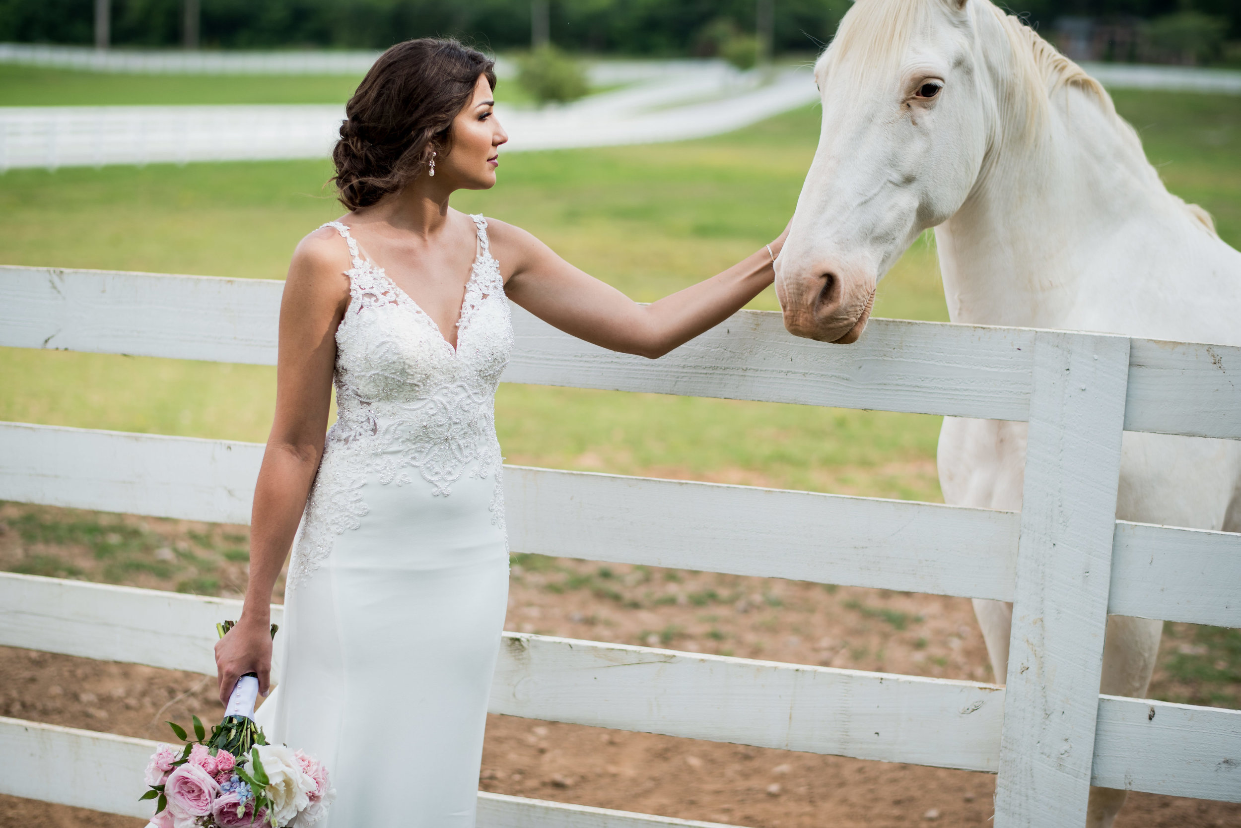 Saddlewood-Farms-Nashville-Wedding-Photographers-314.jpg