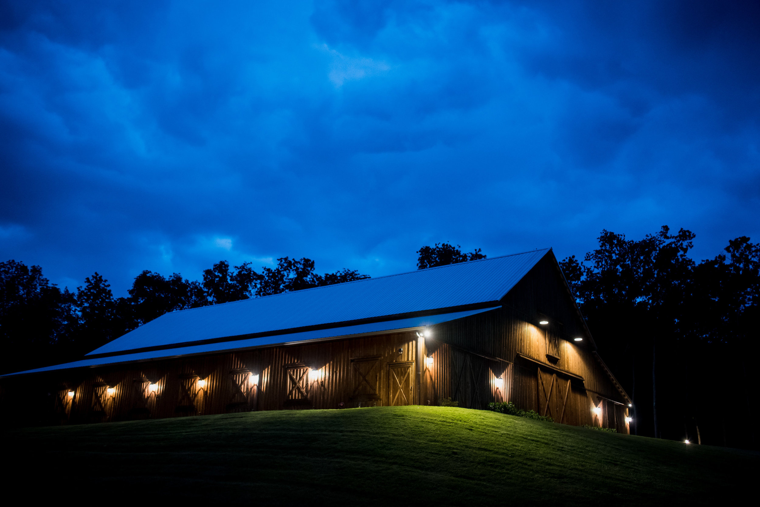 Saddlewood-Farms-Nashville-Wedding-Photographers-634.jpg