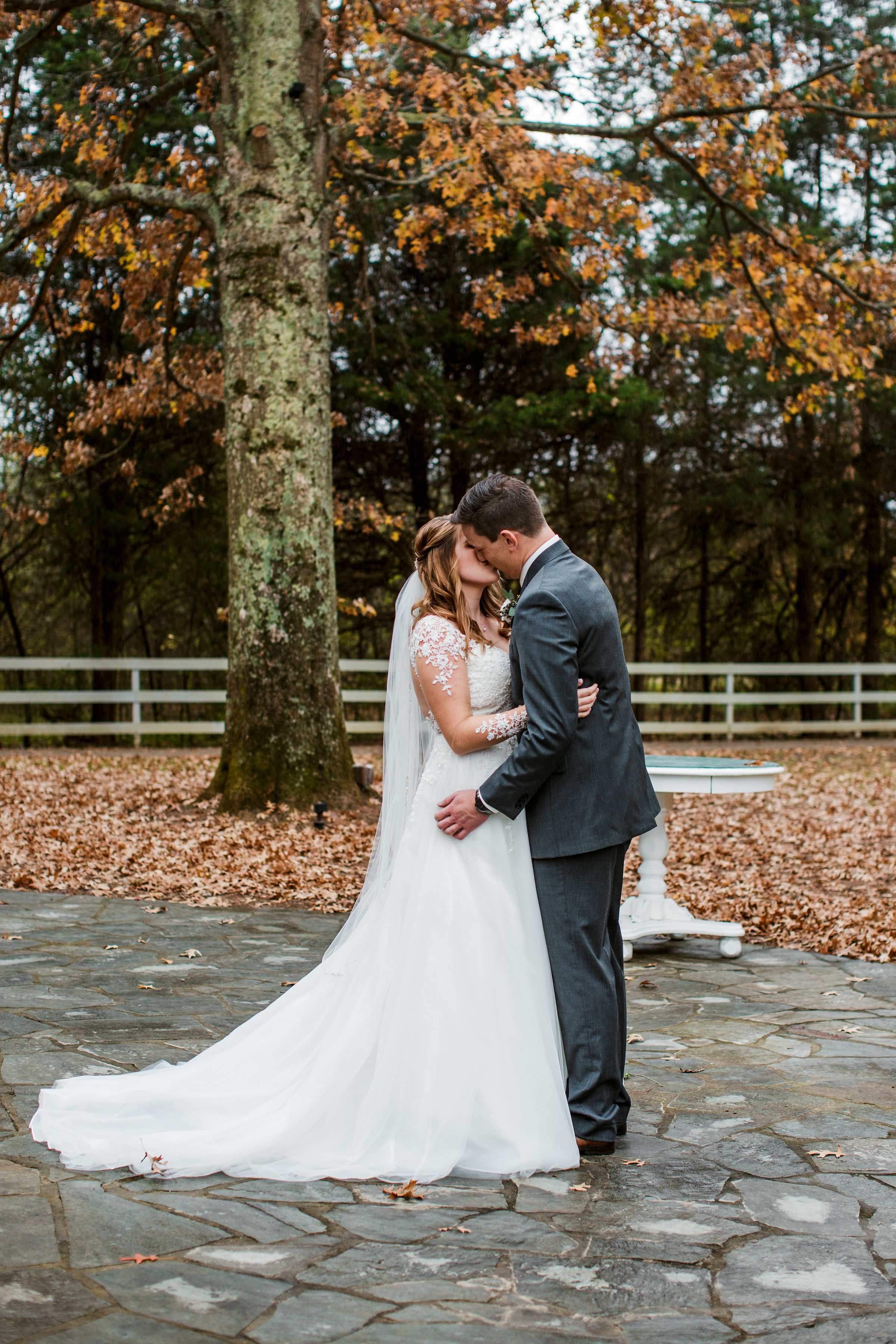 Cedarwood-Nashville-Wedding-Photographers 18.jpg