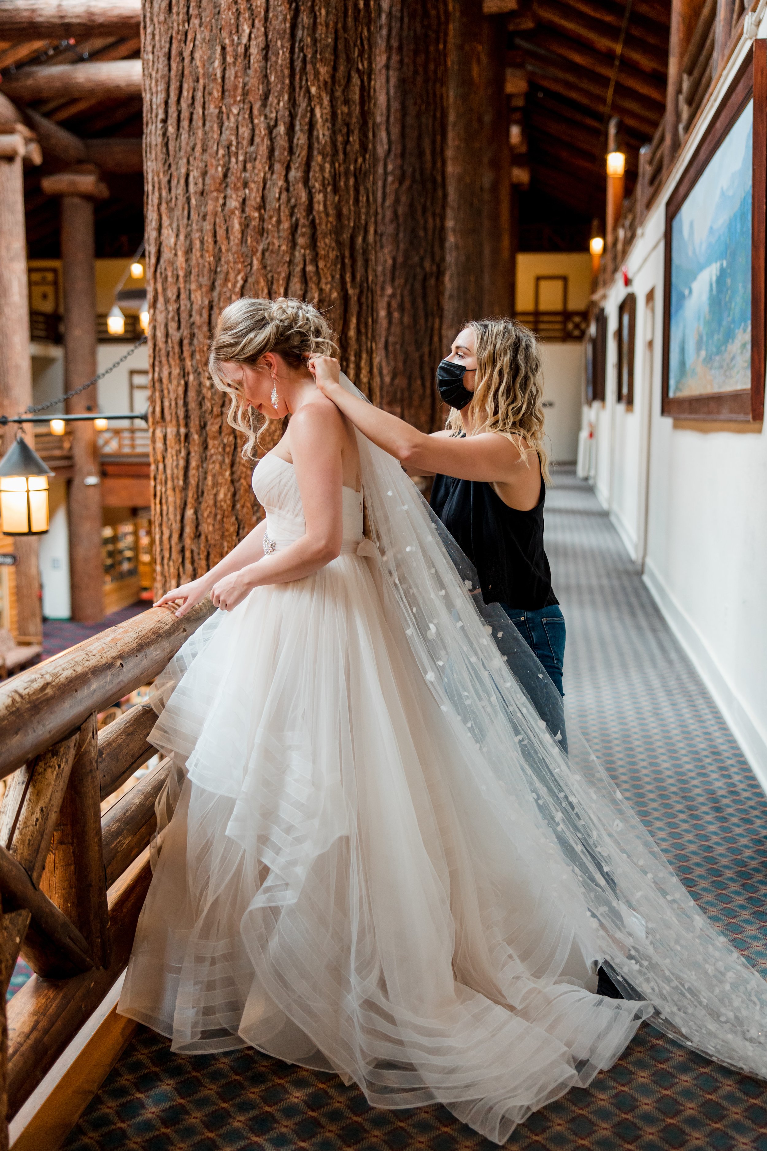 Glacier National Park Destination Wedding-13.jpg