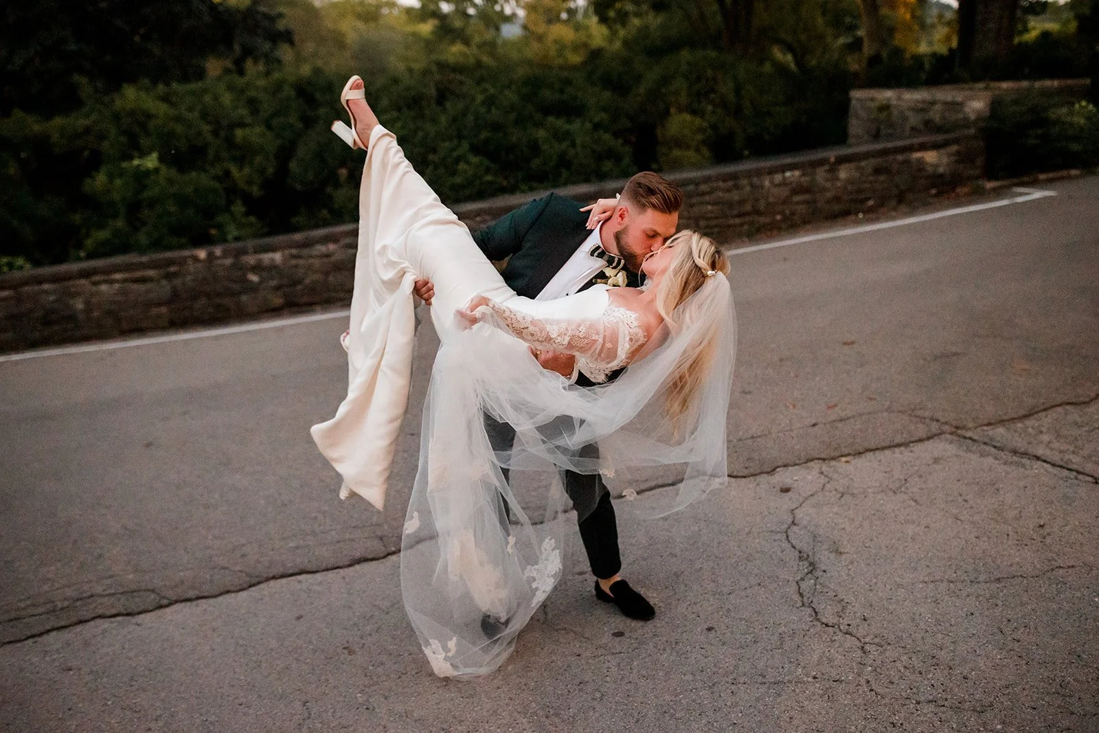 Cheekwood Estate and Gardens Nashville Wedding-74.jpg
