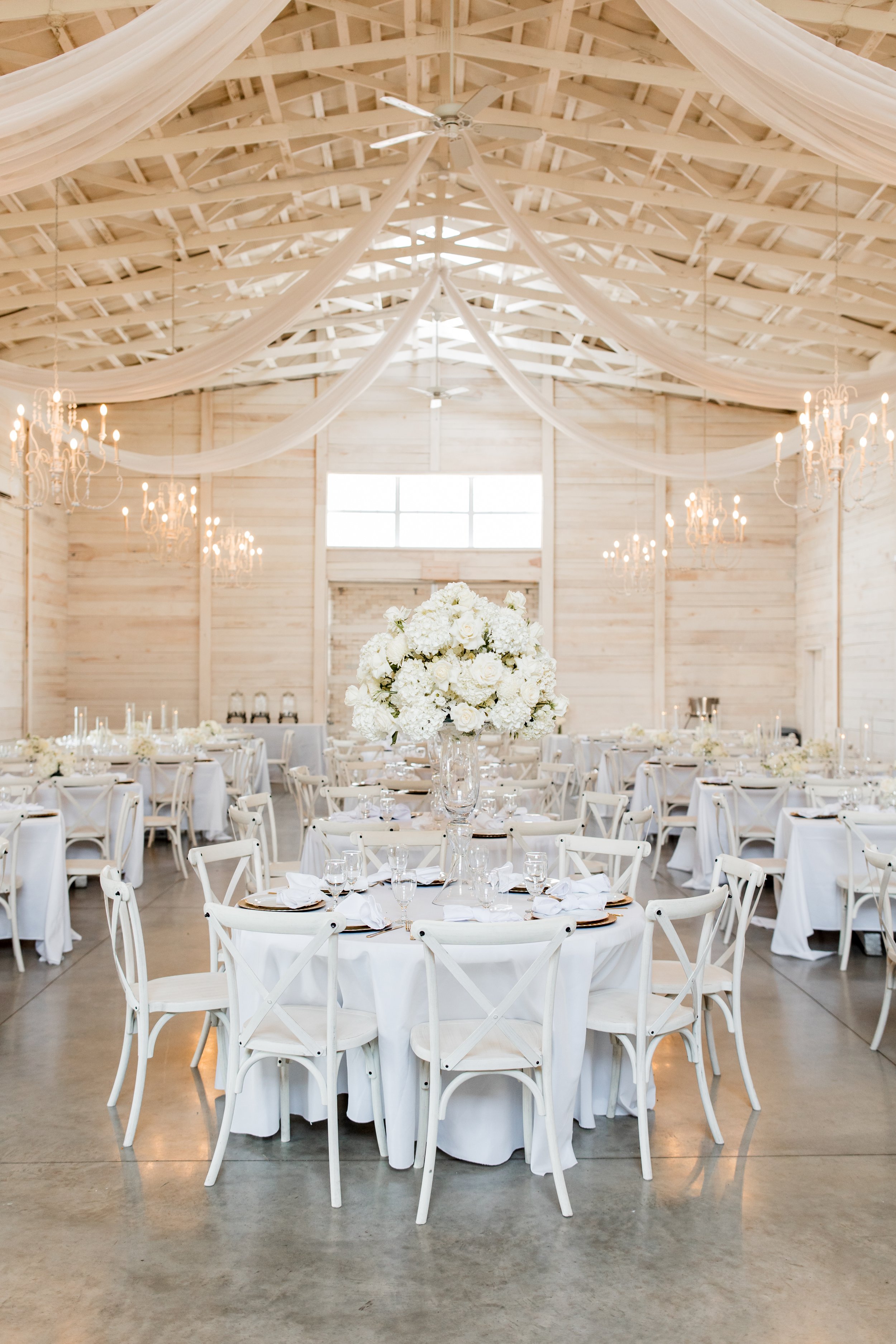 White Dove Barn Beechgrove Nashville Wedding Venue-3.jpg