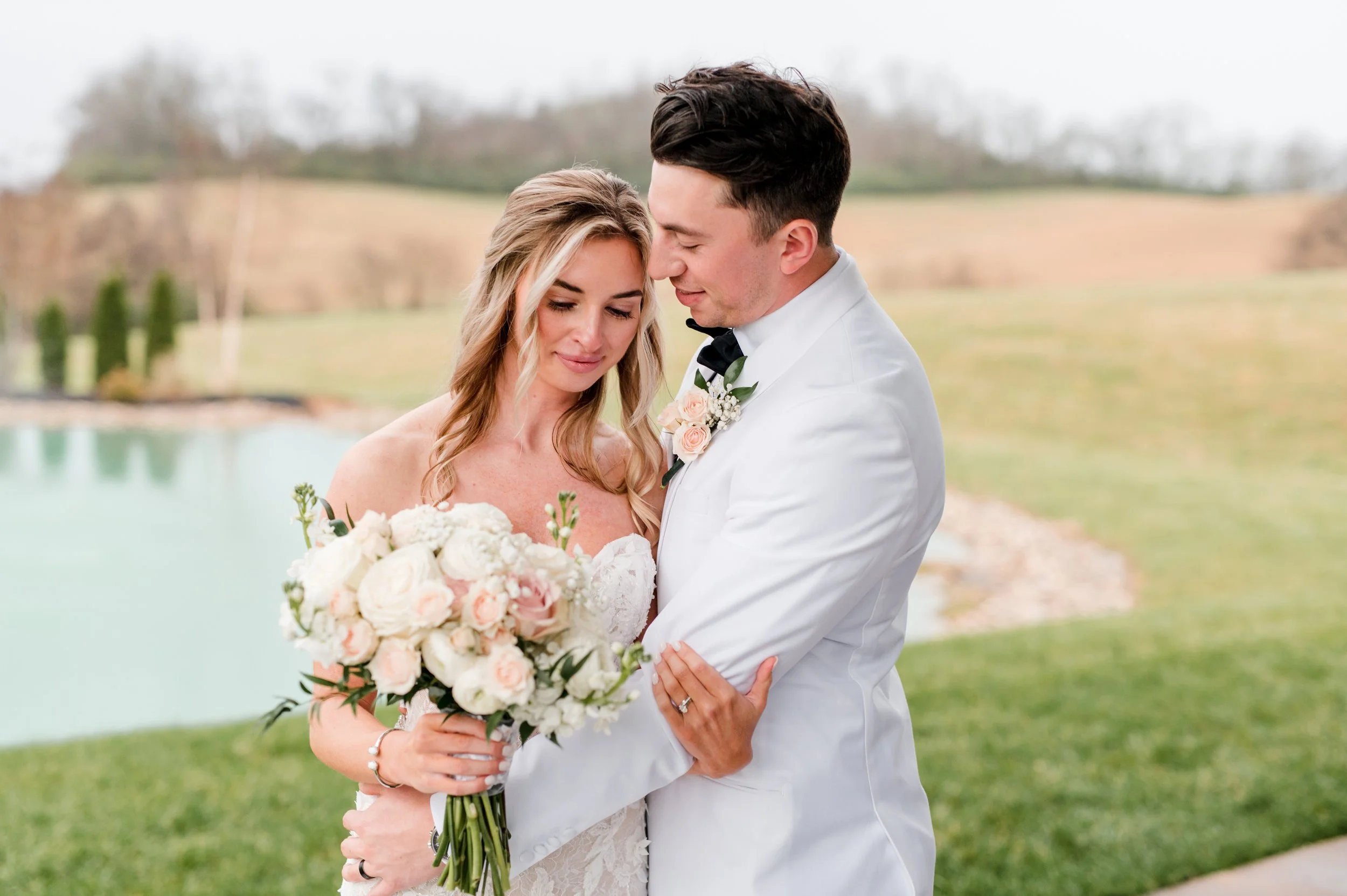 The White Dove Barn Wedding | Nashville, TN