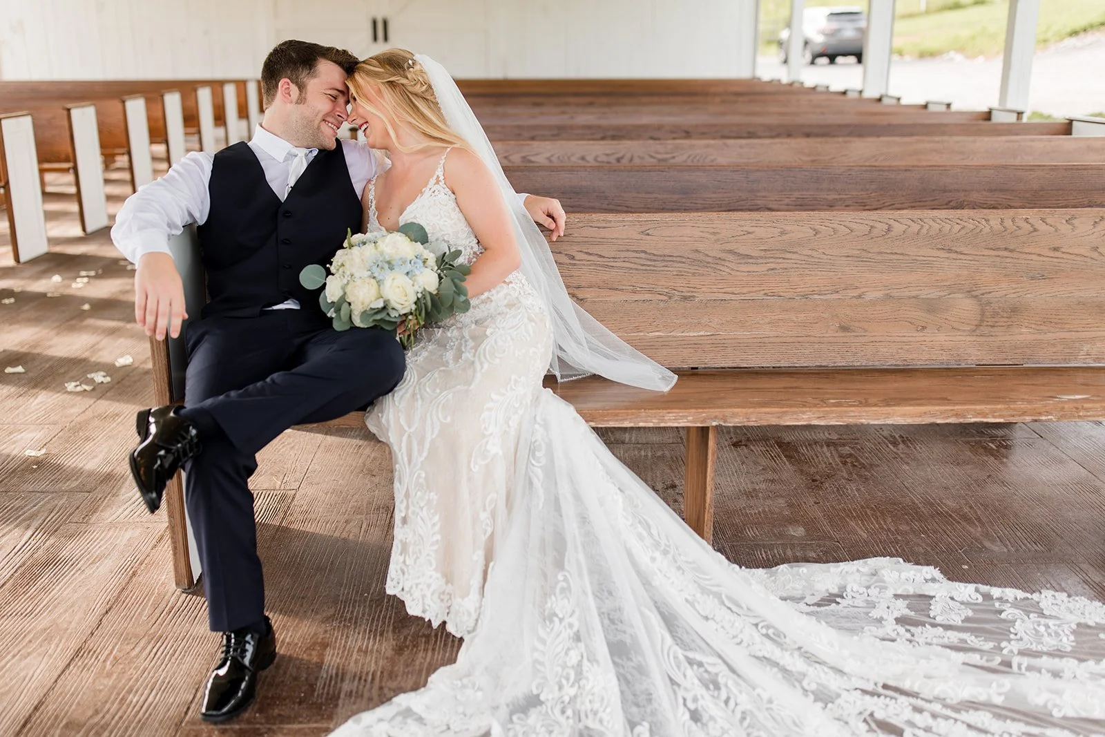 The White Dove Barn Wedding | Nashville, TN