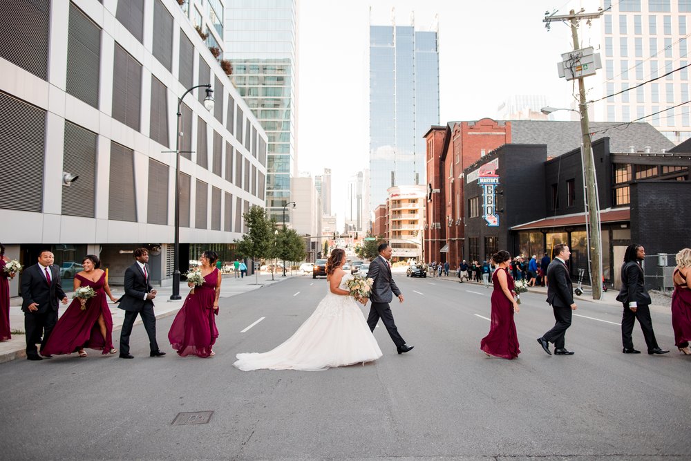 Nashville Wedding Photographer Downtown.jpg