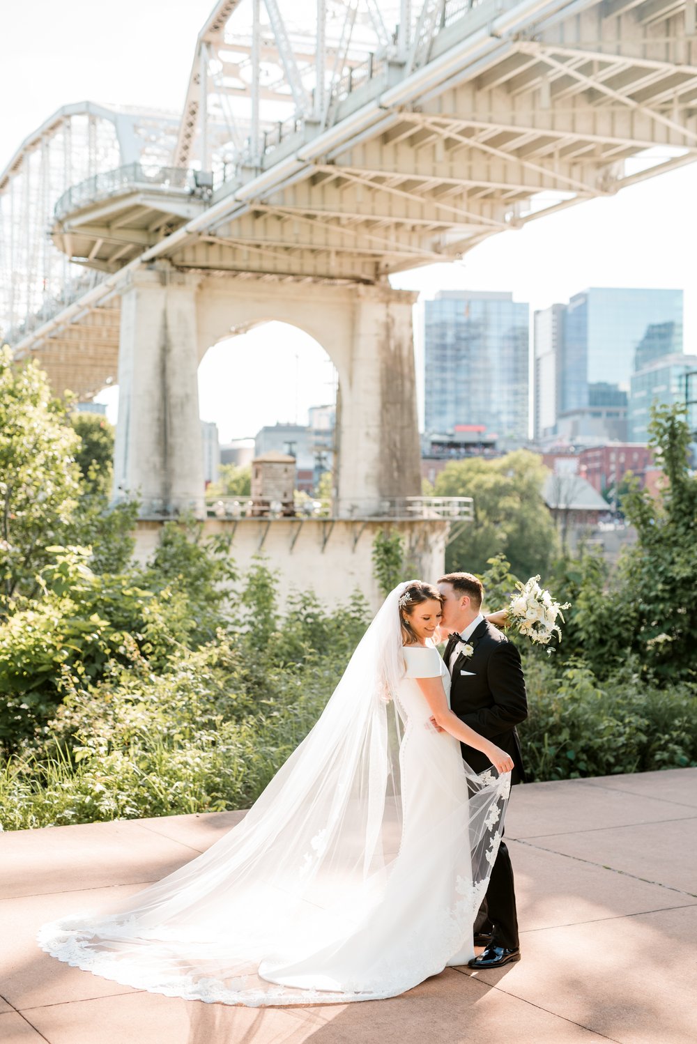 Nashville Wedding Photographer The Bridge Building-13.jpg