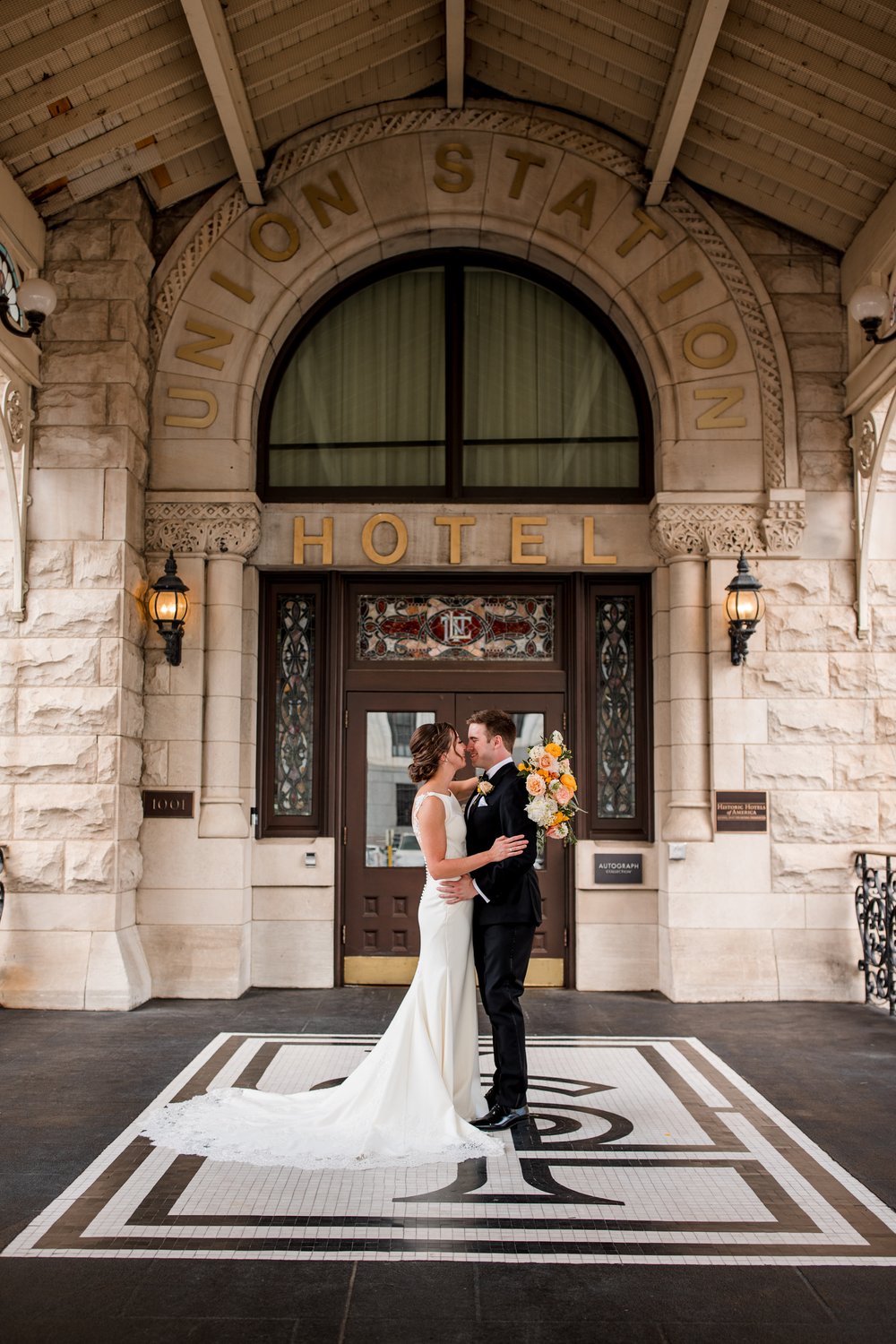 Nashville Wedding Photographer Union Station Hotel-6.jpg