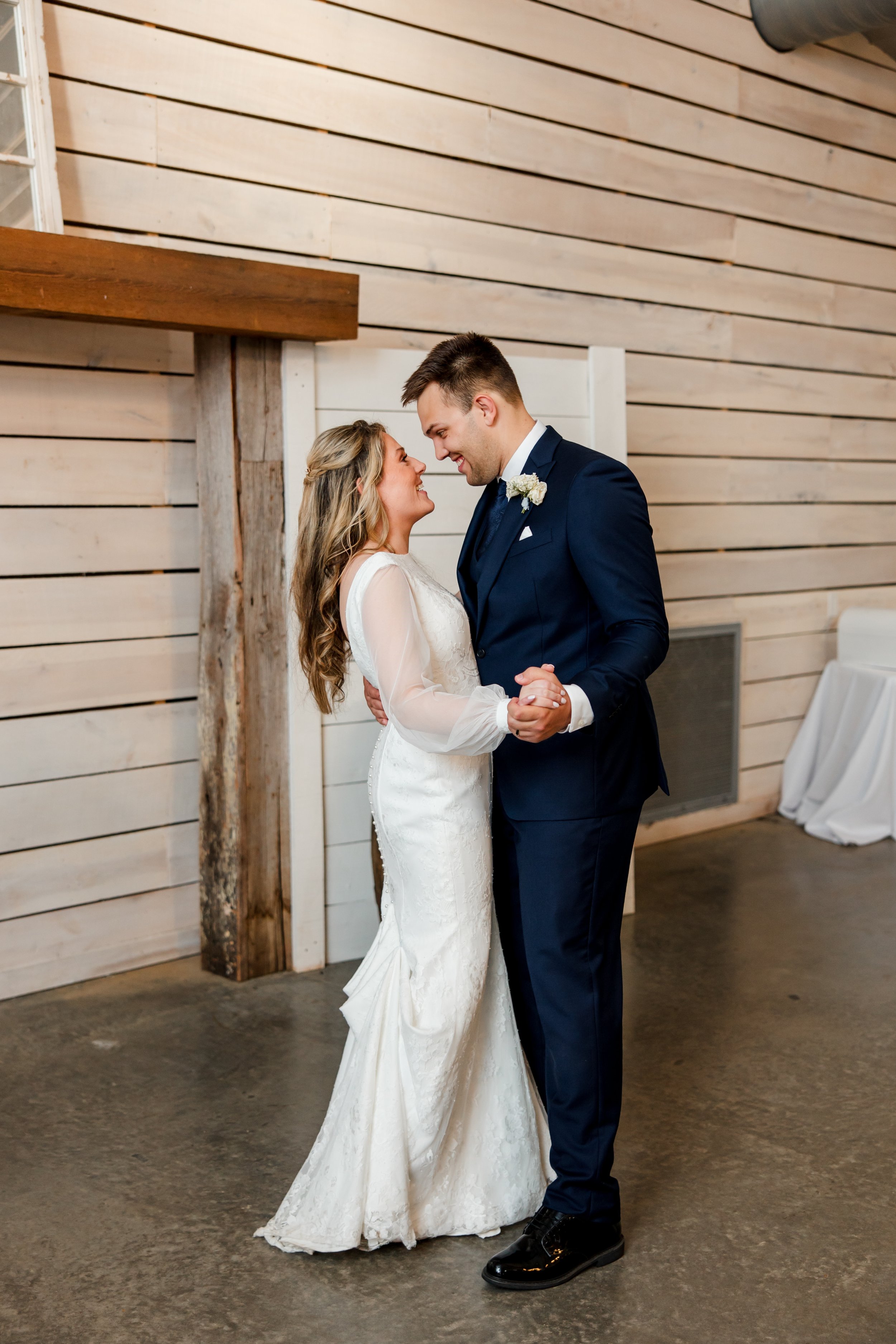 Double Creek Farm Culleoka Nashville Wedding-88.jpg