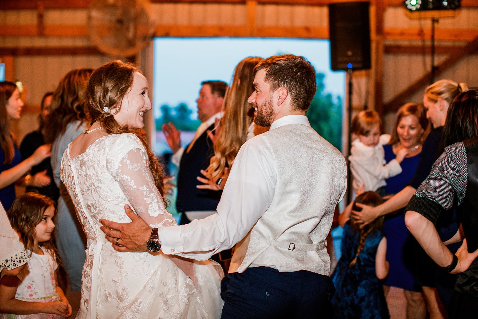 Barn in the Bend Madison Nashville Wedding-56.jpg