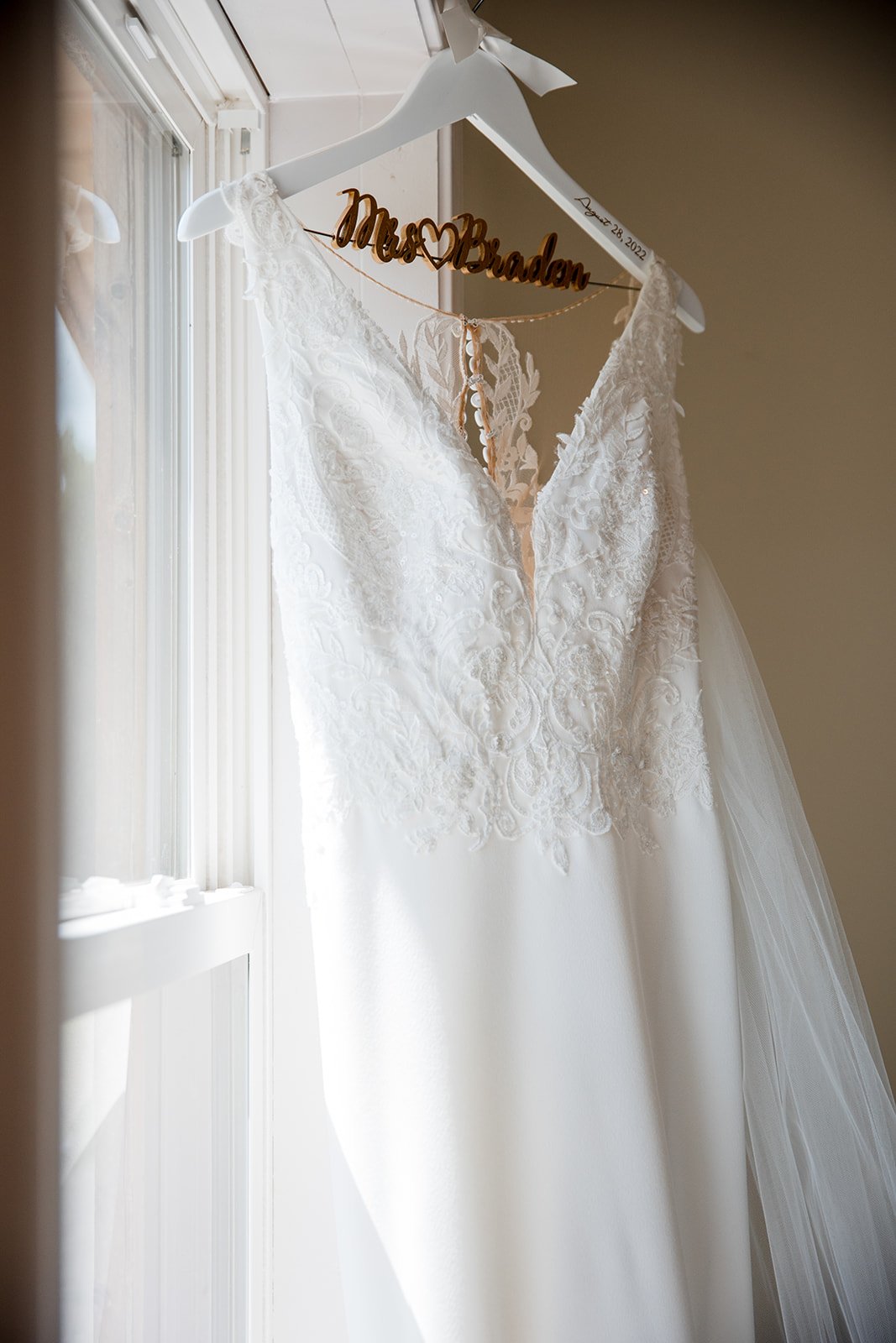 Elegant Rustic Tuckers Gap Nashville Wedding 3.jpg