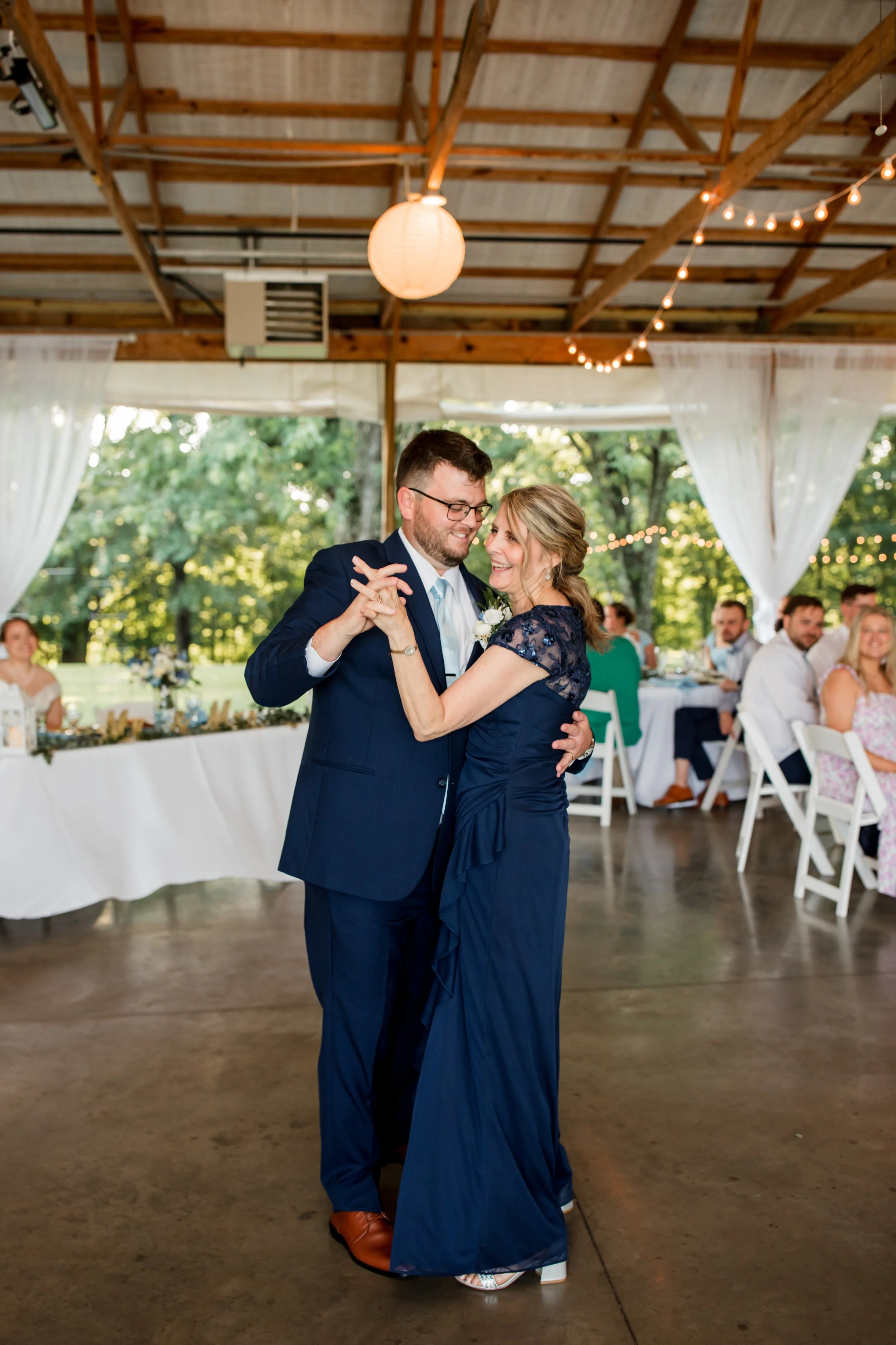 Elegant Rustic Pick Inn Nashville Gallatin Wedding 124.jpg