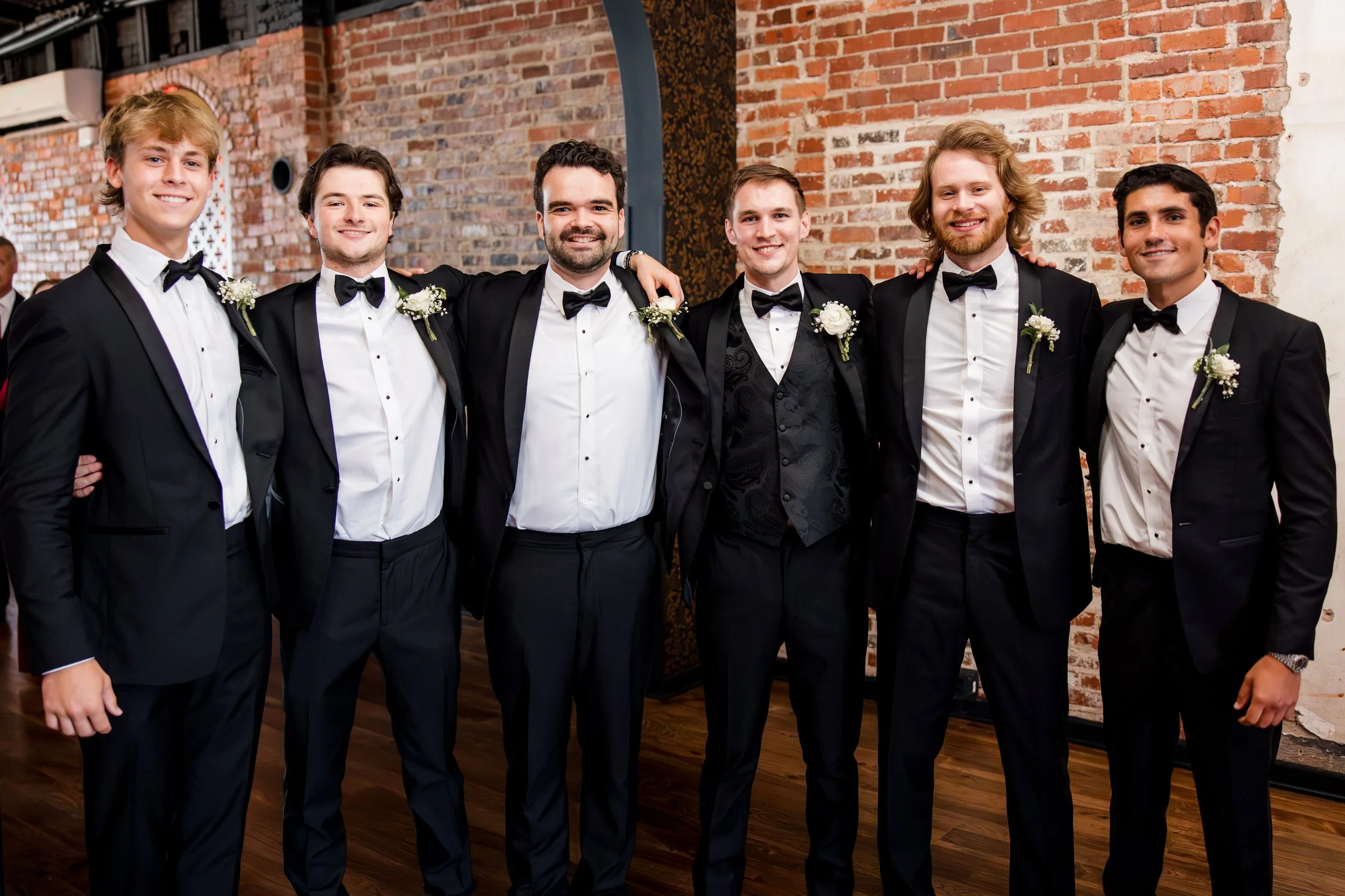 Elegant Blue Clementine Nashville Wedding - 42.jpg