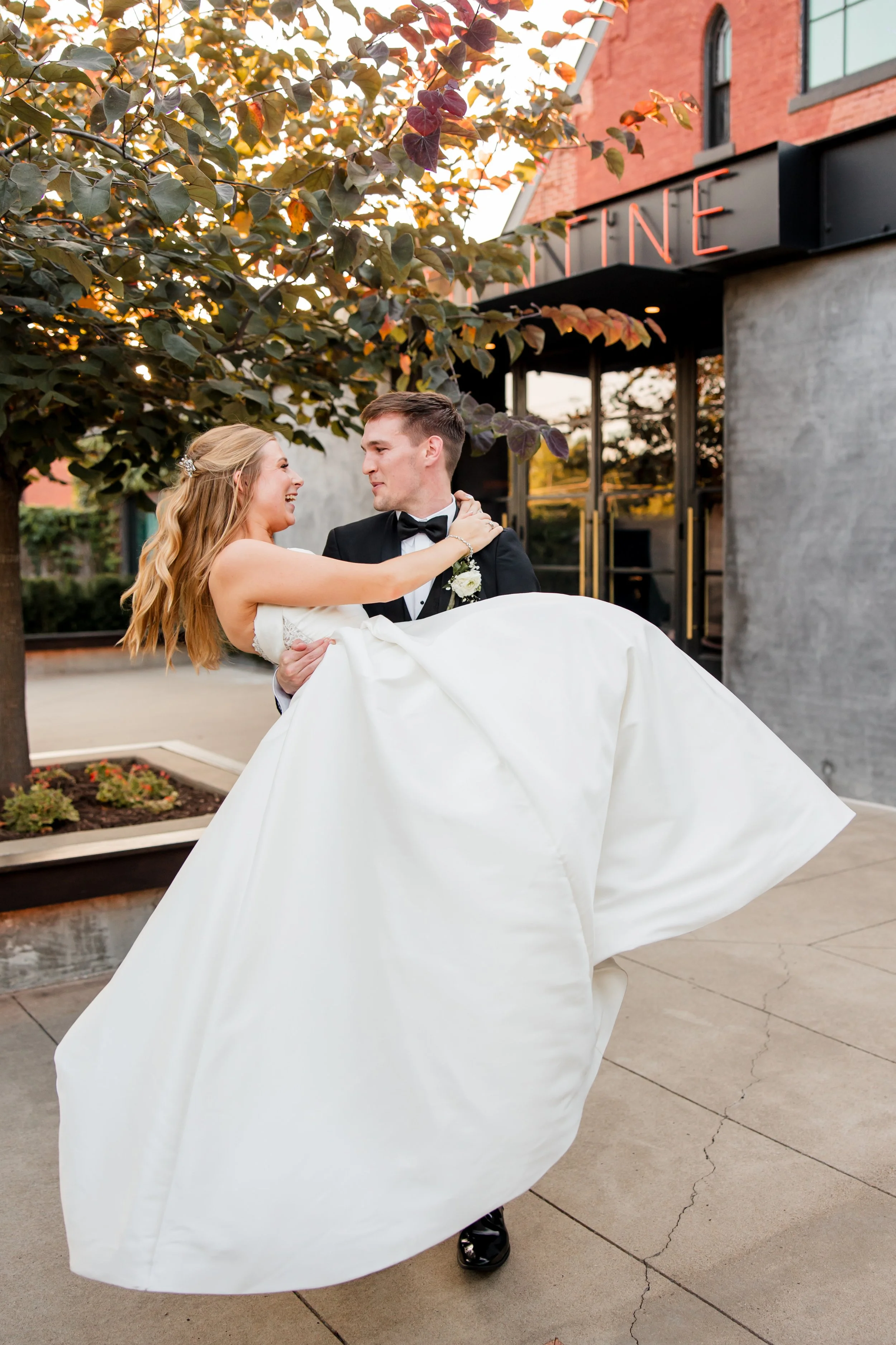 Elegant Blue Clementine Nashville Wedding - 57.jpg