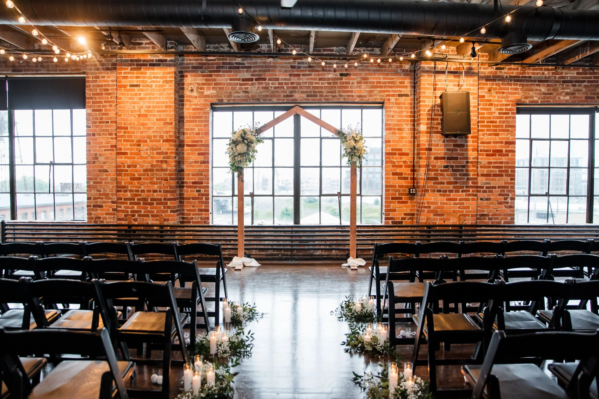 Room With a View Nashville Wedding Venue.jpg