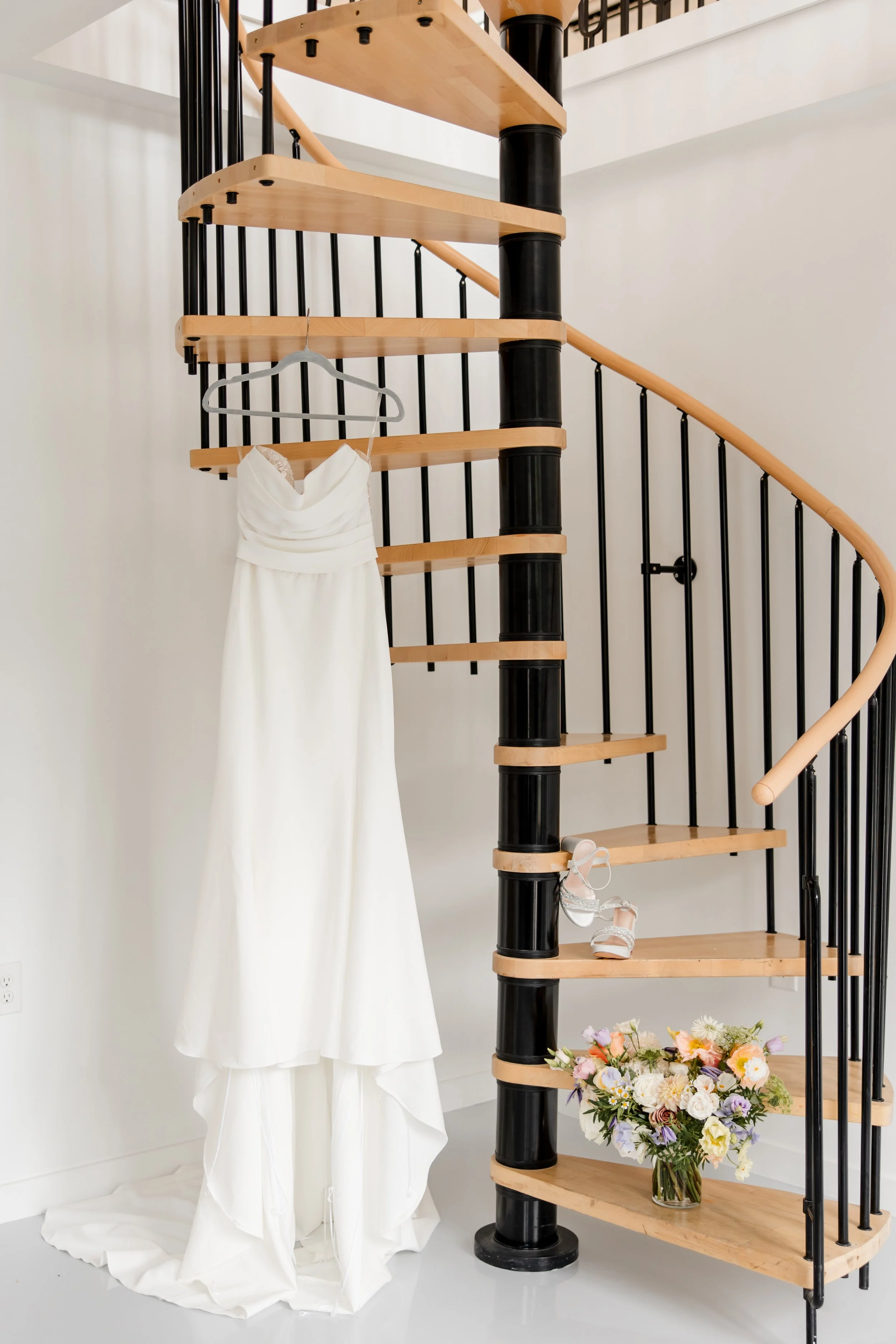 Modern Pastel Elegant Nashville Wedding - 2.jpg