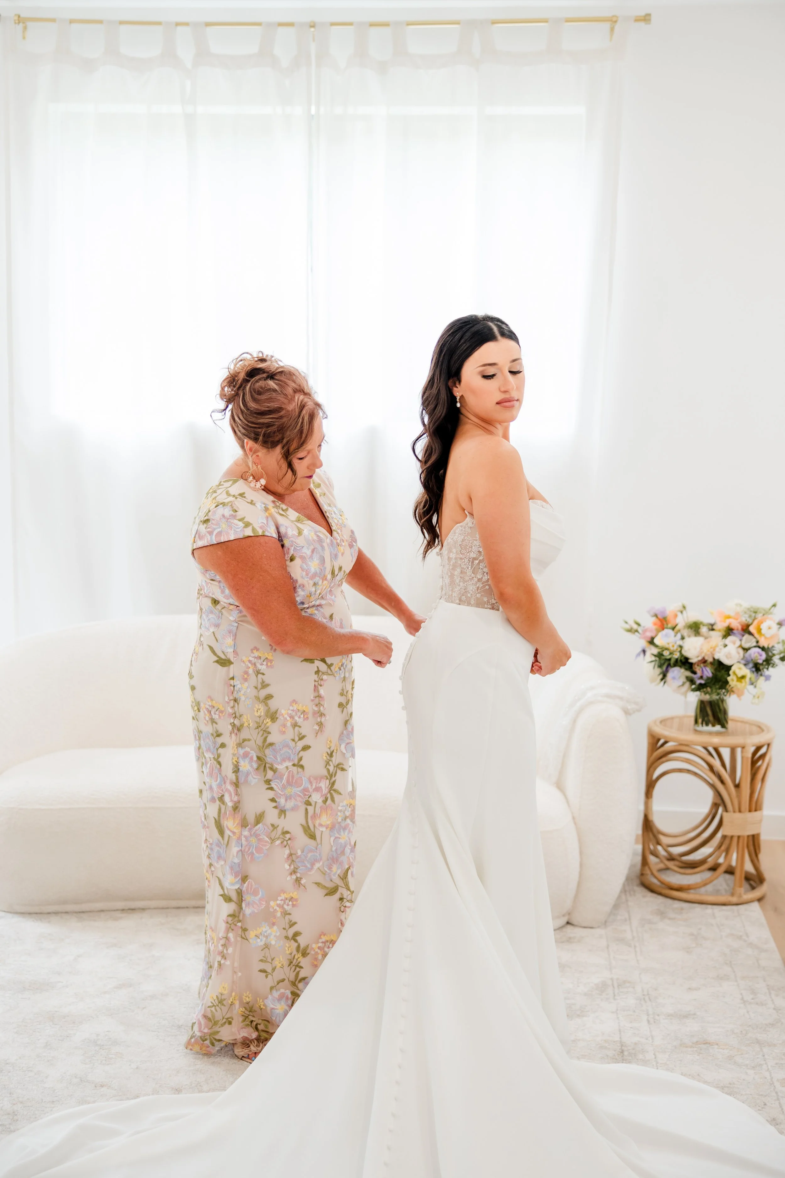 Modern Pastel Elegant Nashville Wedding - 6.jpg