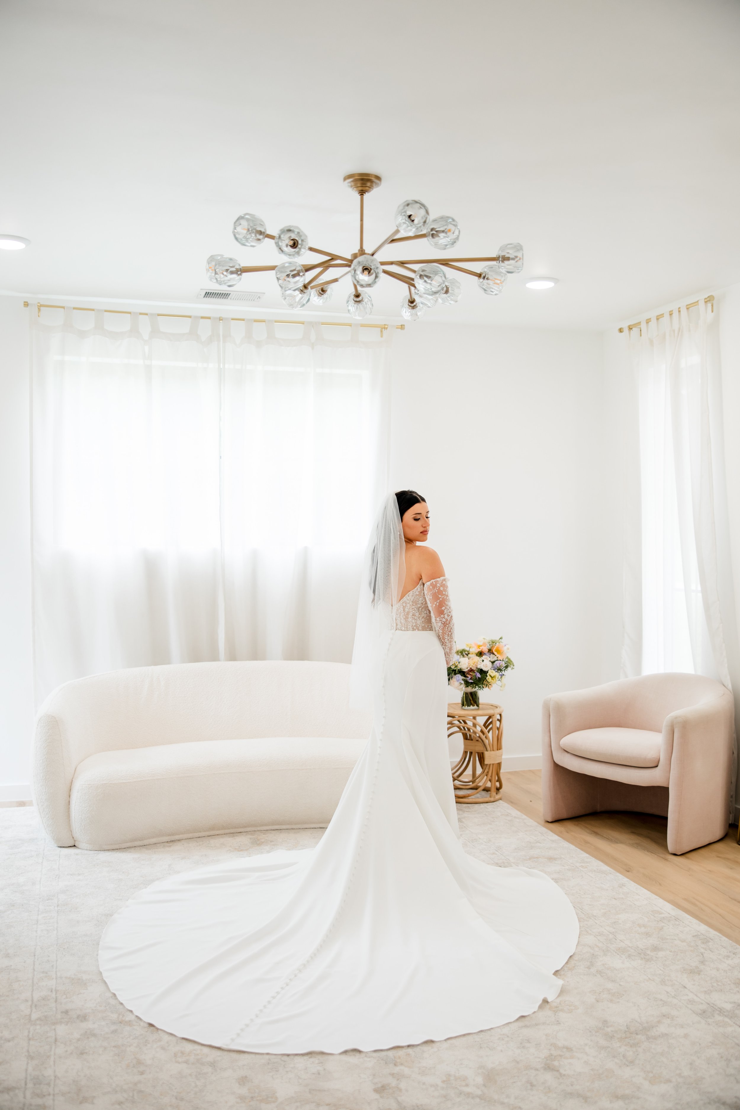 Modern Pastel Elegant Nashville Wedding - 10.jpg