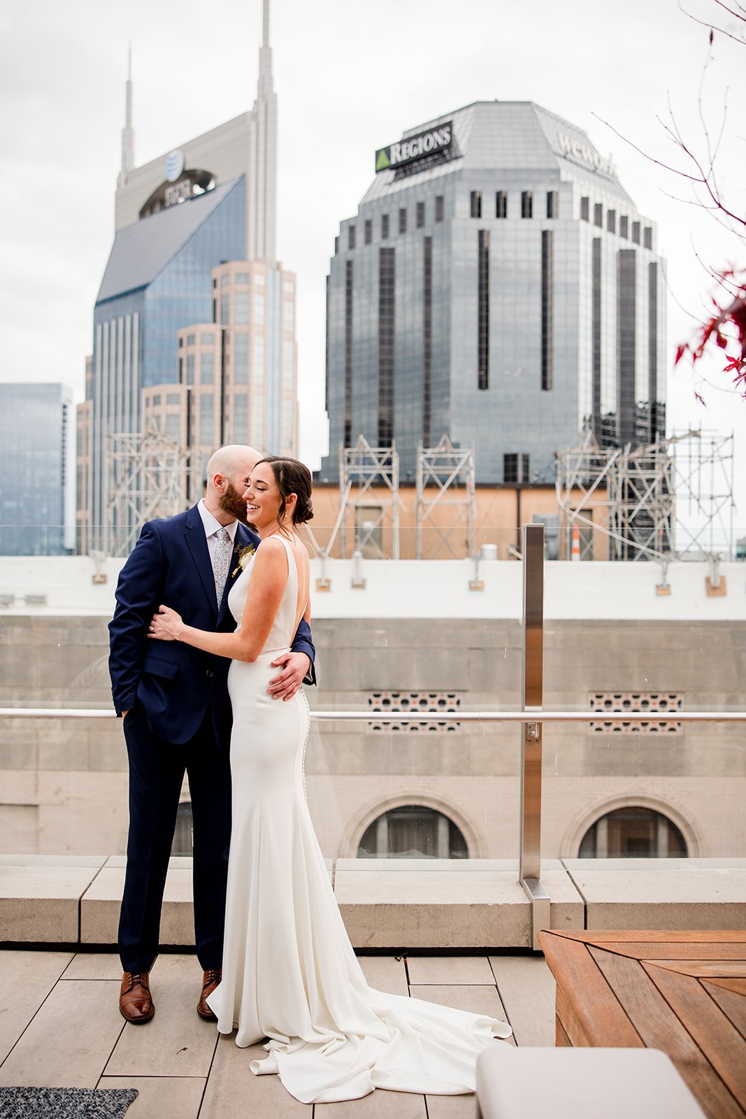 couple-hugging-by-nashville-skyline.jpg