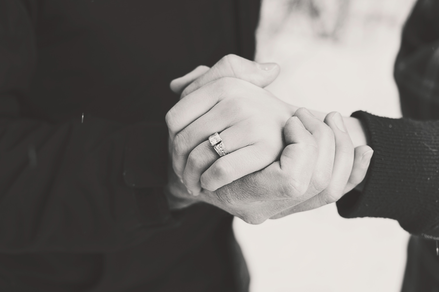 CouplePortraits-NateBrooke-HeidiRandallStudios-10.jpg