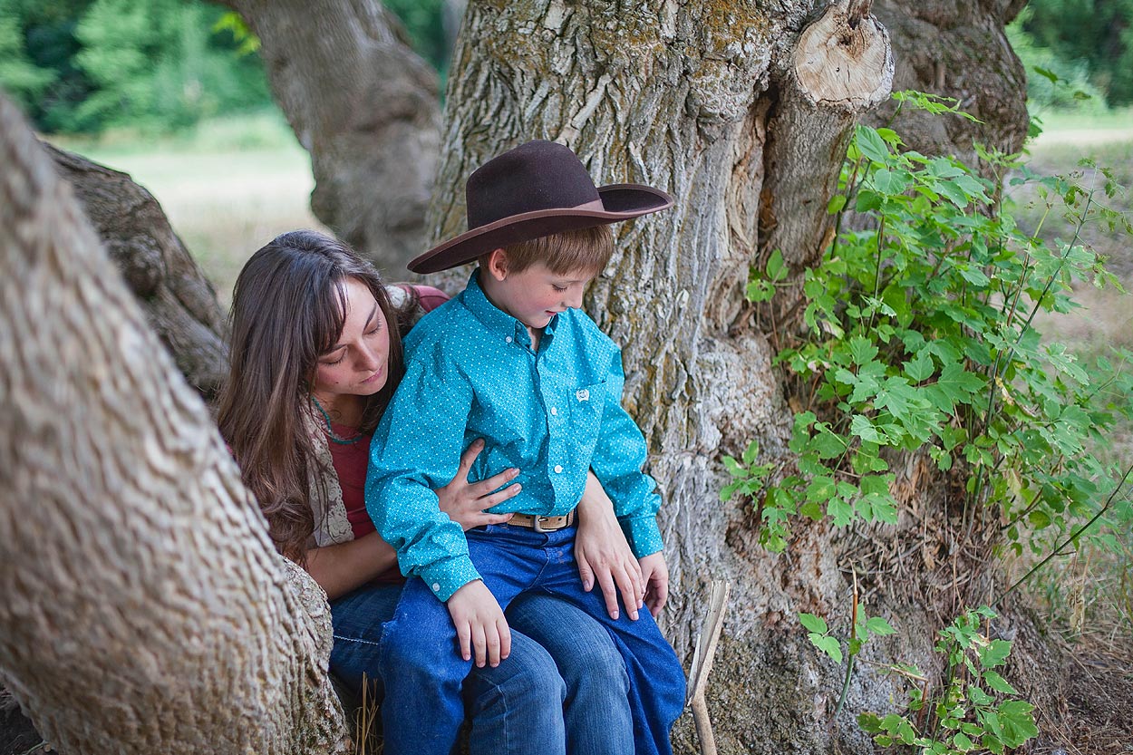 LoganUtFamilyPhotography-HeidiRandallStudios-Becker-10.jpg