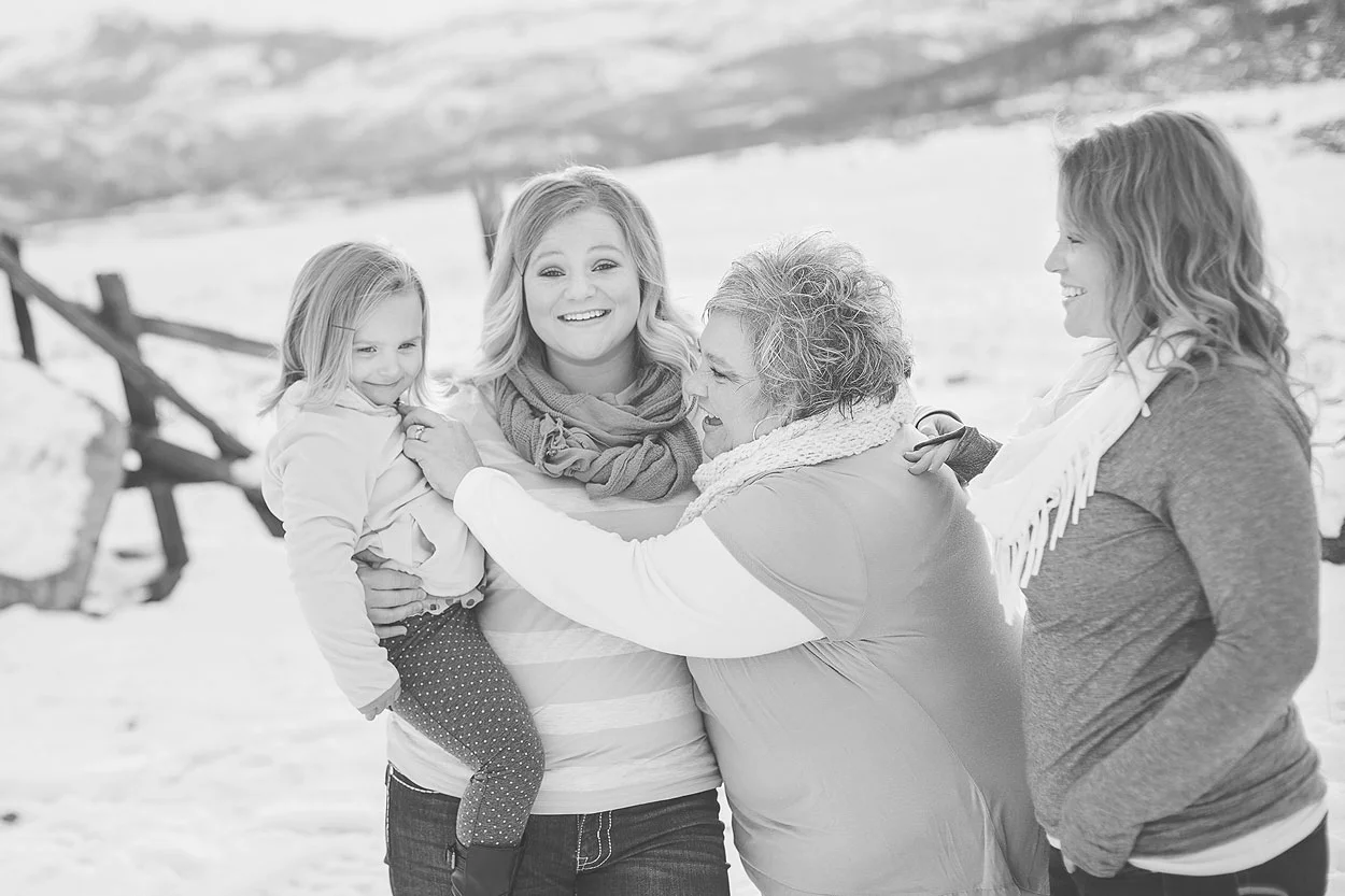 LoganUtahFamilyPhotography-HeidiRandallStudios-10.jpg