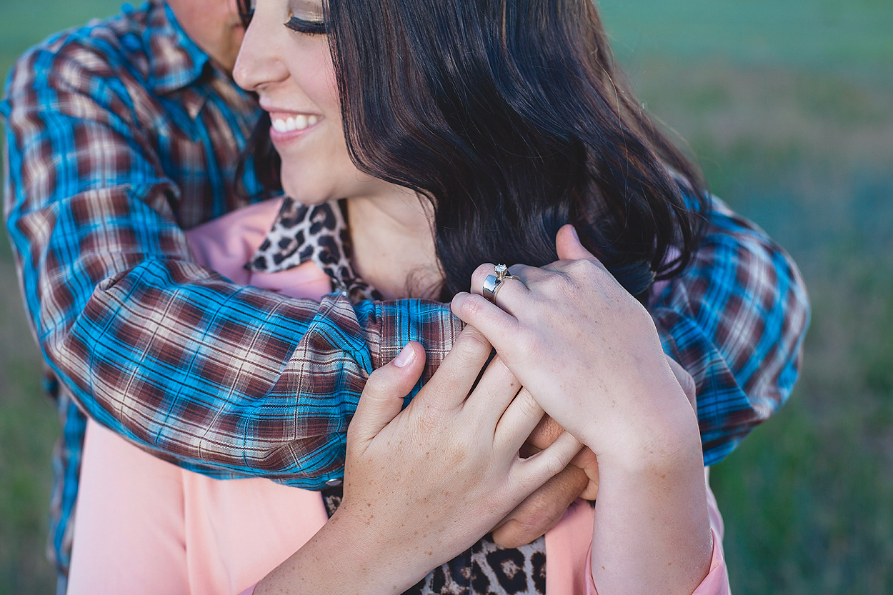 UtahEngagementPhotographer-HeidiRandallStudios-Sarah+Evan-18.jpg