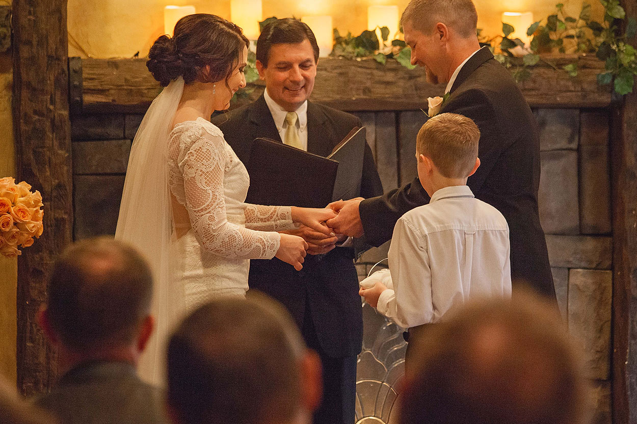 LoganUtahWeddingPhotography-HeidiRandallStudios-CJ+Jack-29.jpg