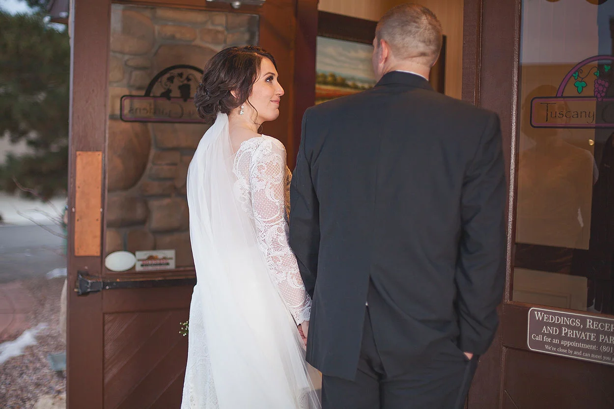 LoganUtahWeddingPhotography-HeidiRandallStudios-CJ+Jack-part2-9.jpg