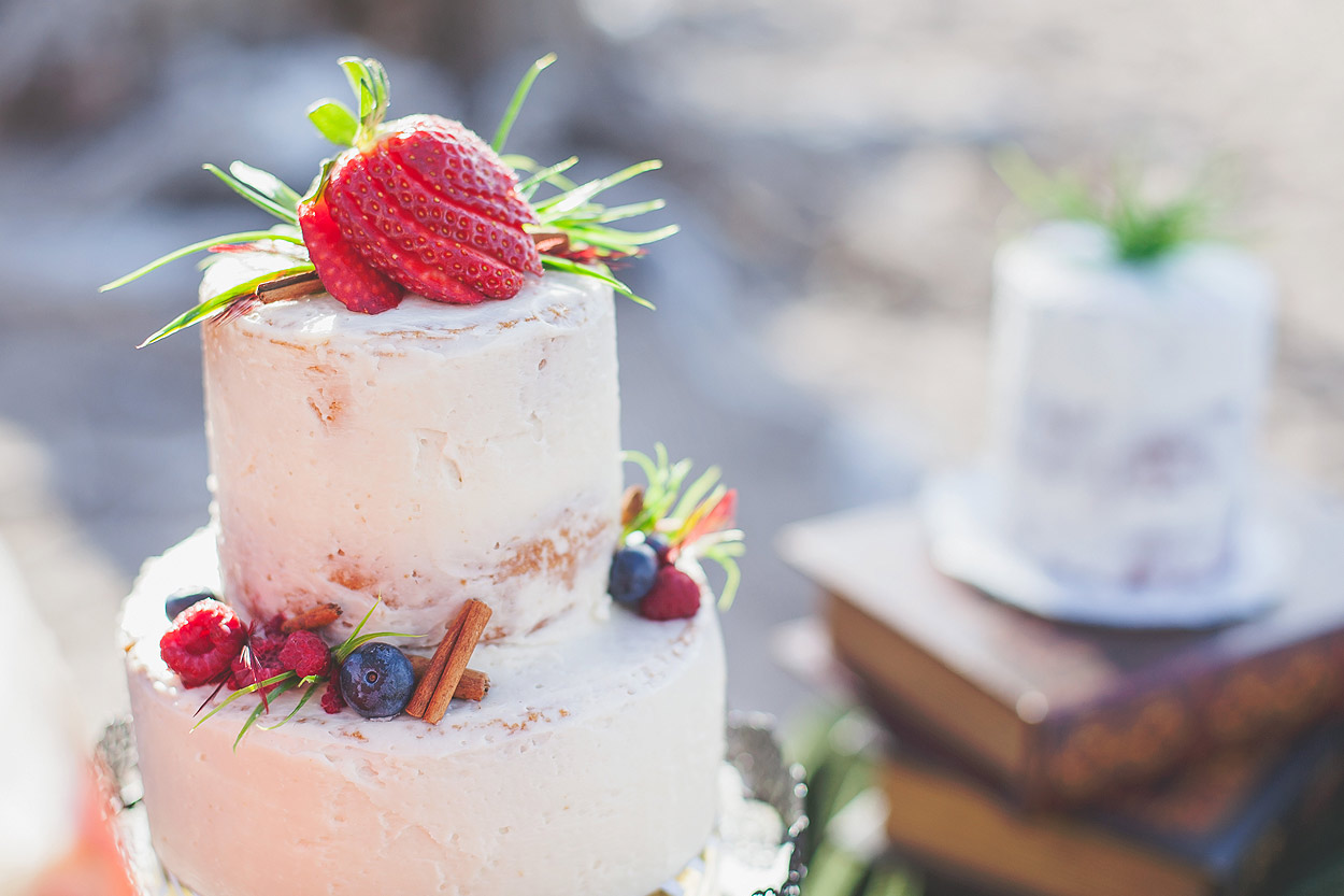 LoganUtahStyledBridalPhotography-HeidiRandallStudios-Brynn-11.jpg