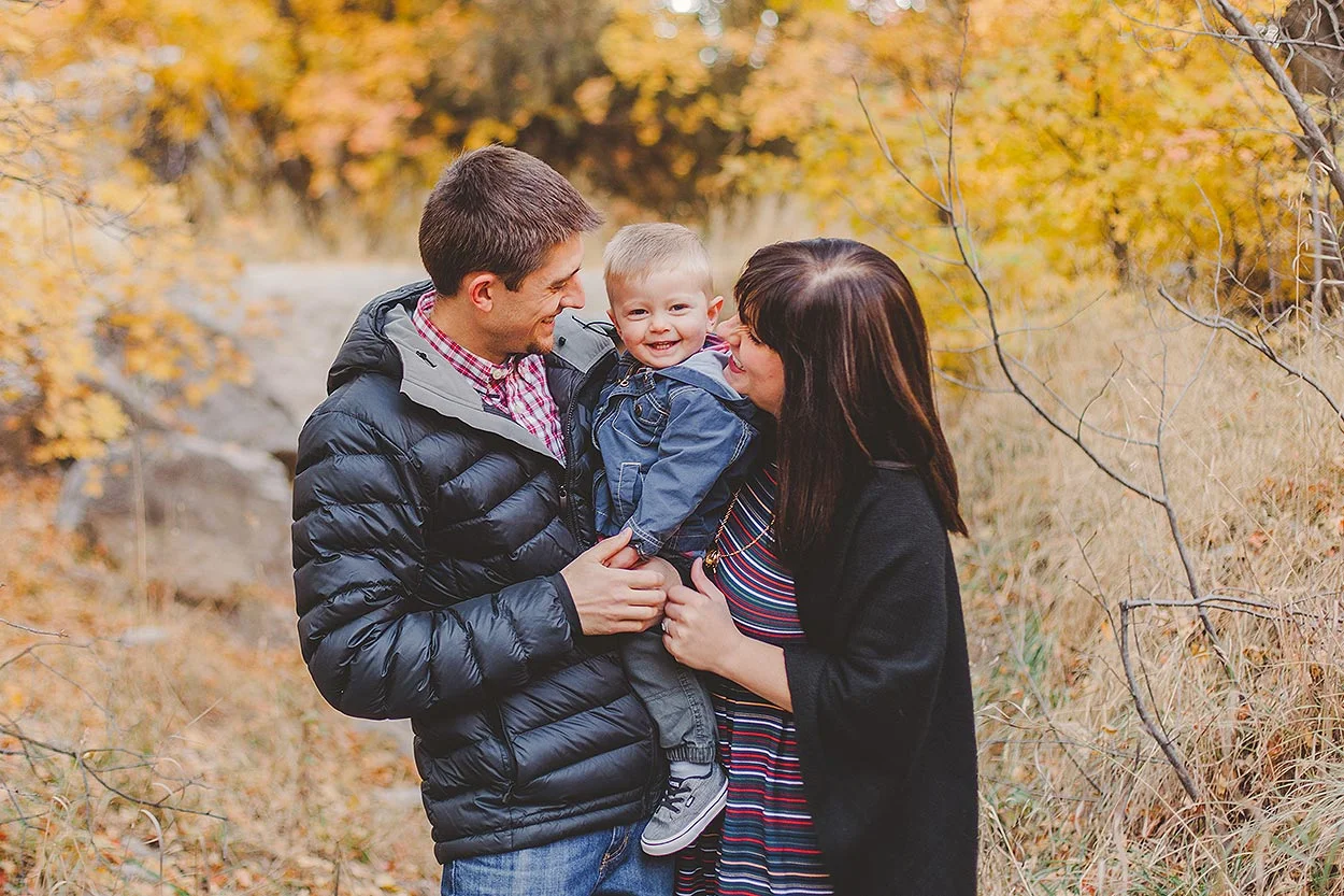 BLOG-LoganUtahFamilyPhotography-HeidiRandallStudios-BerryFamily-1.jpg