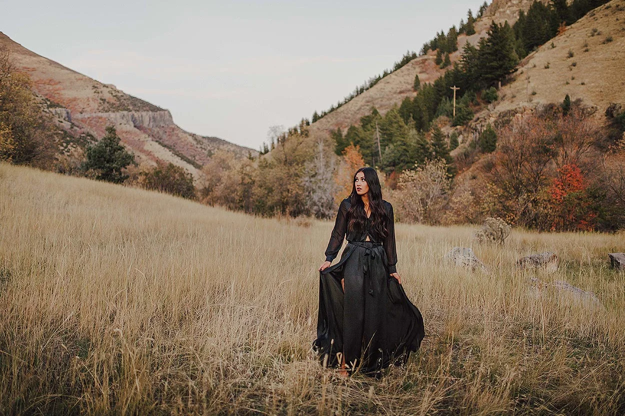 BLOG-LoganUtahPortraitPhotography-HeidiRandallStudios-HalloweenStyledShoot-Markell-22.jpg