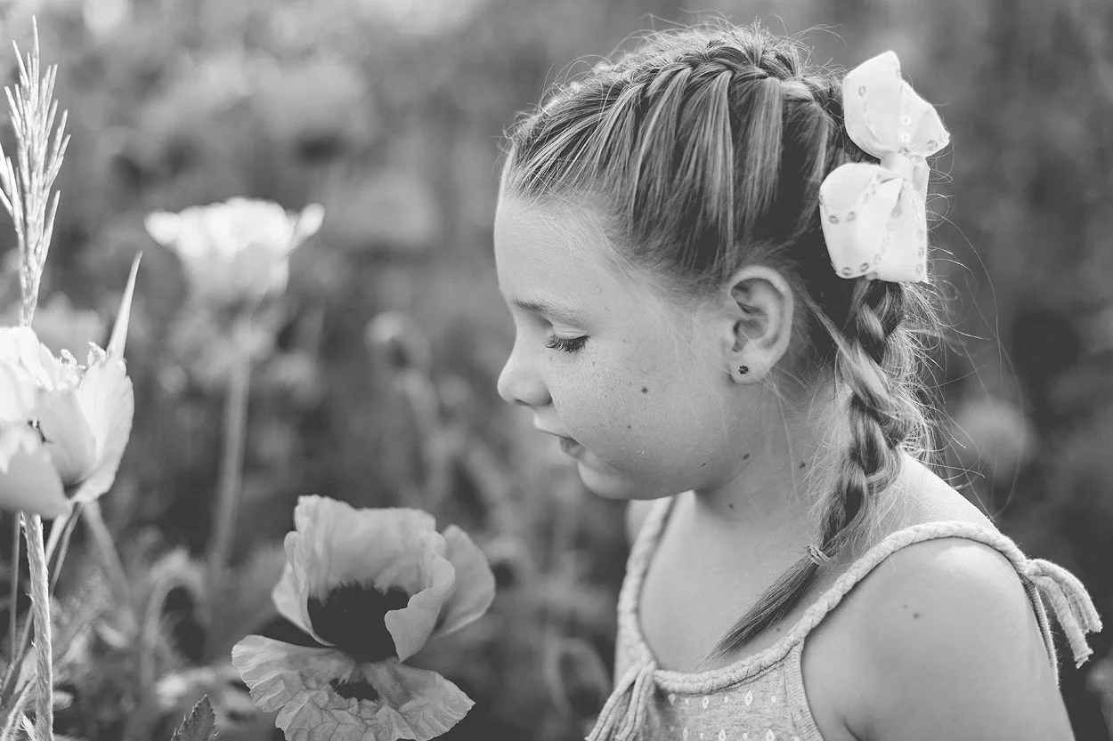 BLOG-LoganUtahFamilyPhotography-HeidiRandallStudios-Poppies-6.jpg