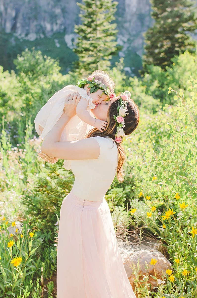 BLOG-LoganUtahFamilyPhotography-HeidiRandallStudios-Sarah+MattFAMILY-4-web.jpg