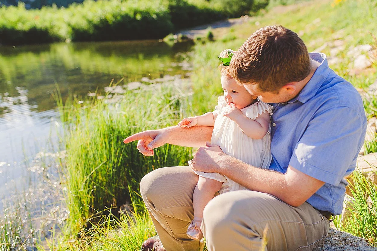 BLOG-LoganUtahFamilyPhotography-HeidiRandallStudios-Sarah+MattFAMILY-6.jpg