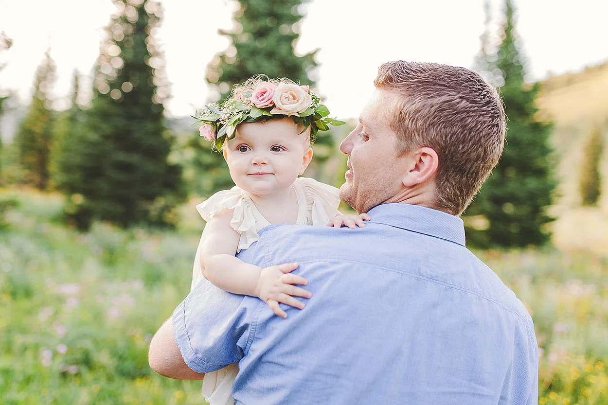 BLOG-LoganUtahFamilyPhotography-HeidiRandallStudios-Sarah+MattFAMILY-13.jpg