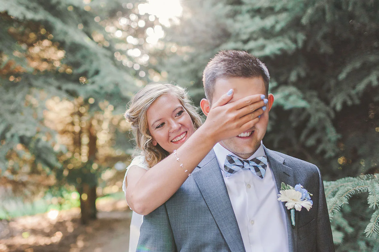 BLOG-LoganUtahWeddingPhotography-HeidiRandallStudios-Shani+Phil-5.jpg