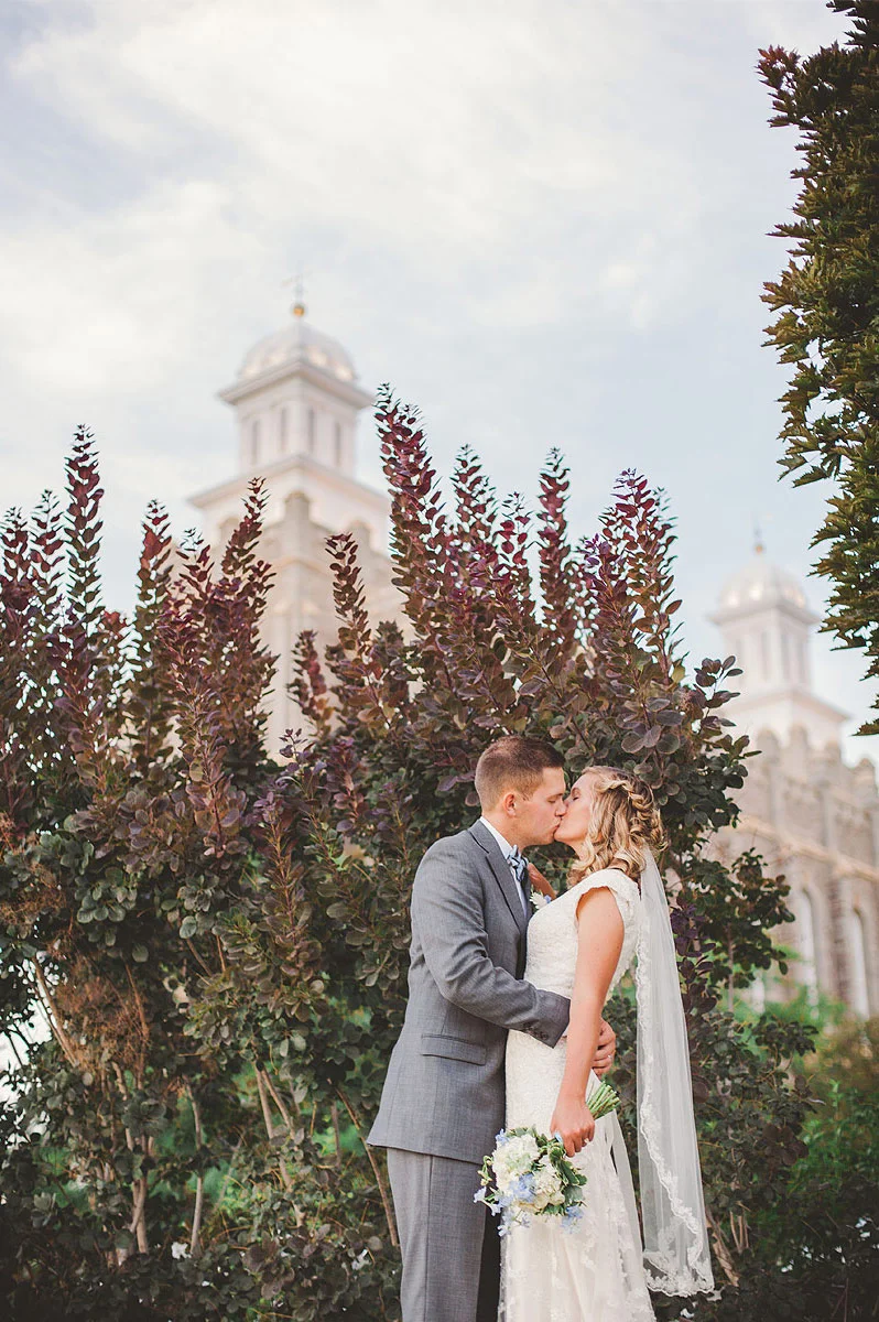 BLOG-LoganUtahWeddingPhotography-HeidiRandallStudios-Shani+Phil-22-web.jpg