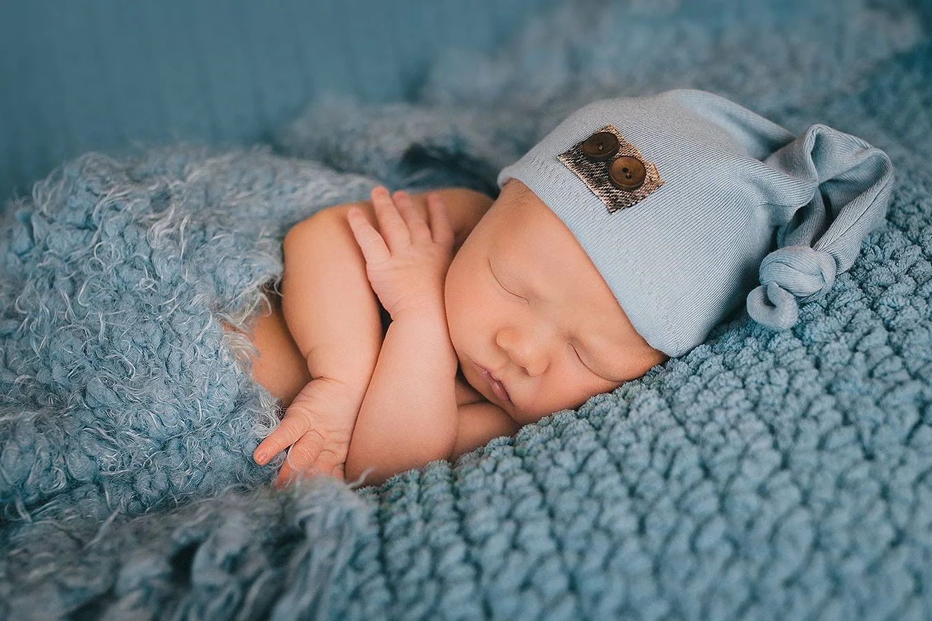 LoganUtahNewbornPhotographer-ProductPhotographyUtah-HeidiRandallStudios-Calvin-BoyNewbornPhotos-1.jpg
