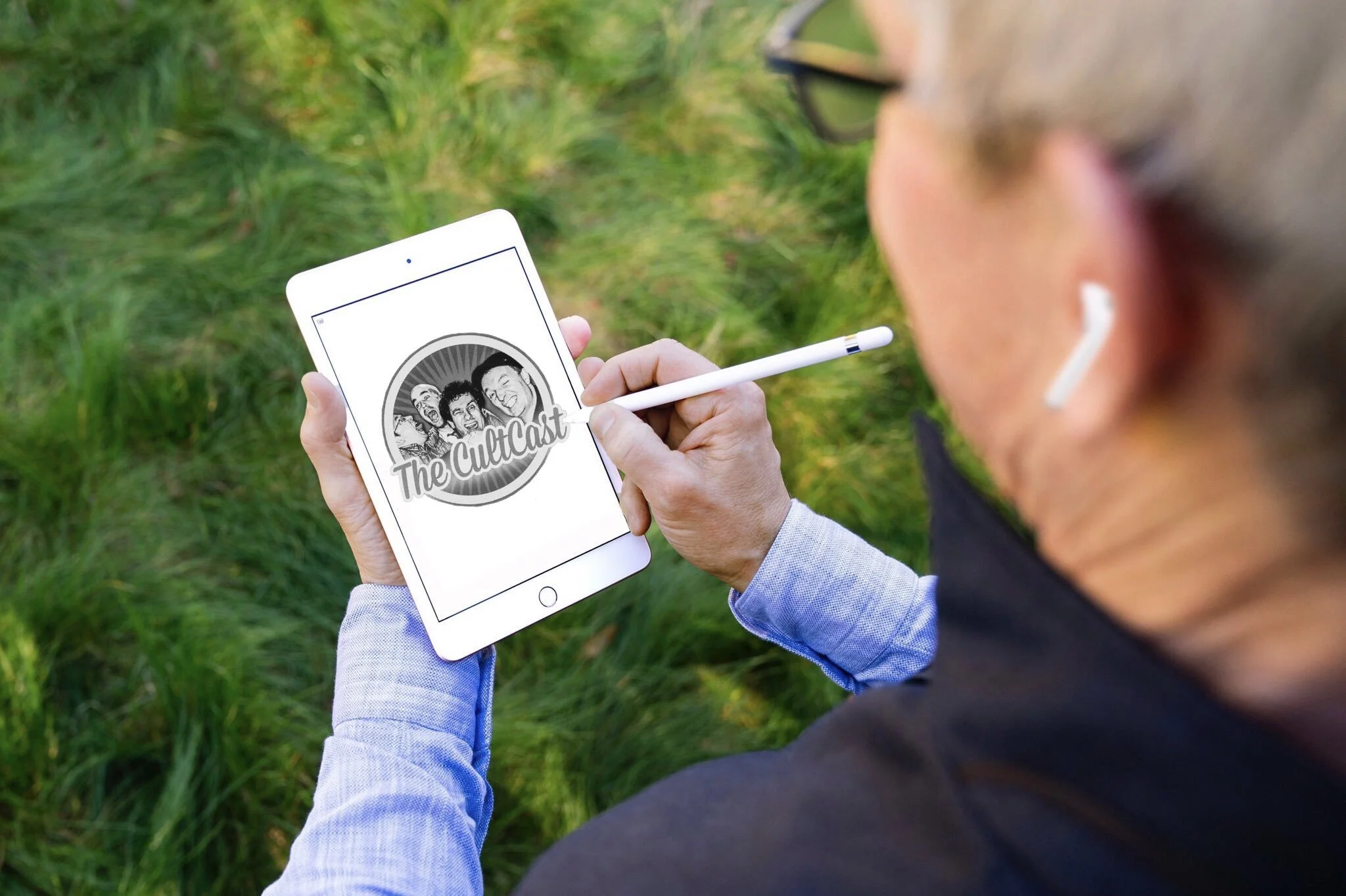 Photo: Tim Cook/ @ NachoHelmet