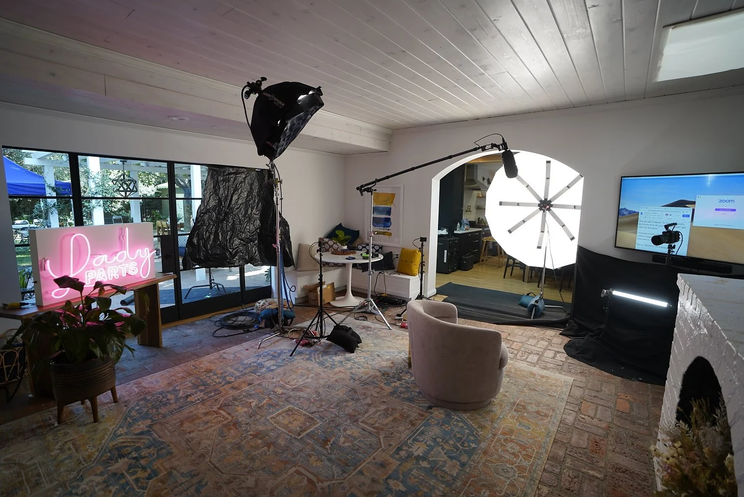 TylerHenderson_Set_BTS_30.JPG