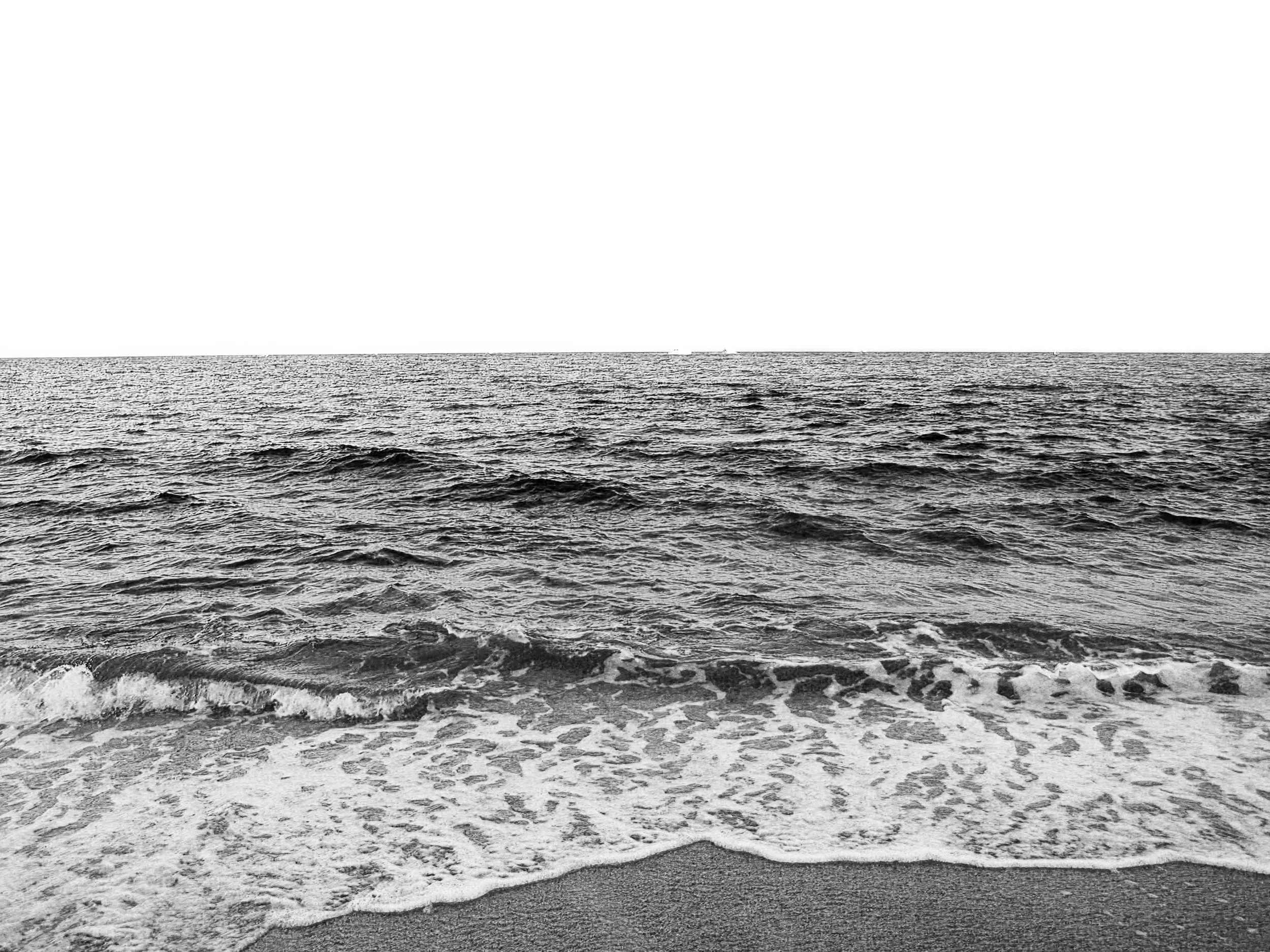 black_and_white_ocean_view_photography.JPG