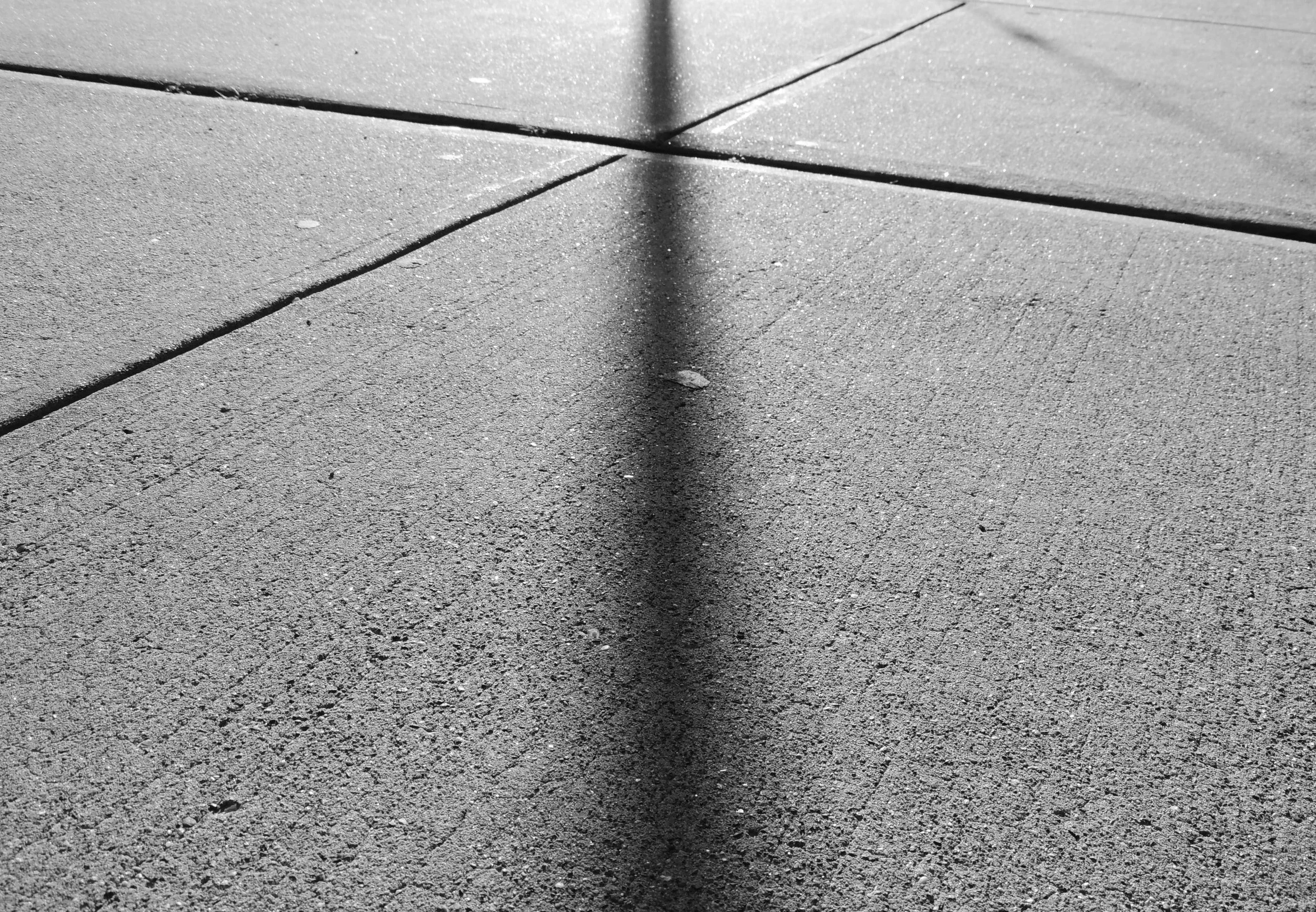 black_and_white_line_photography.jpg