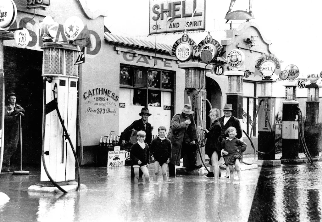 Gippsland Gate Garage floods - 1934