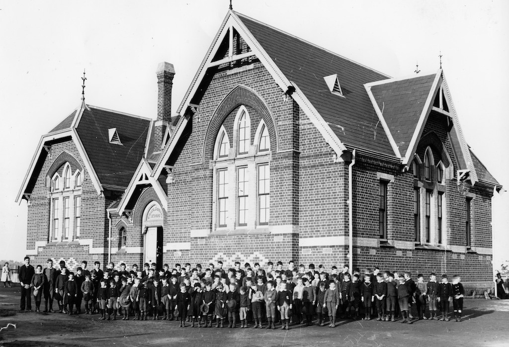 Dandenong State School