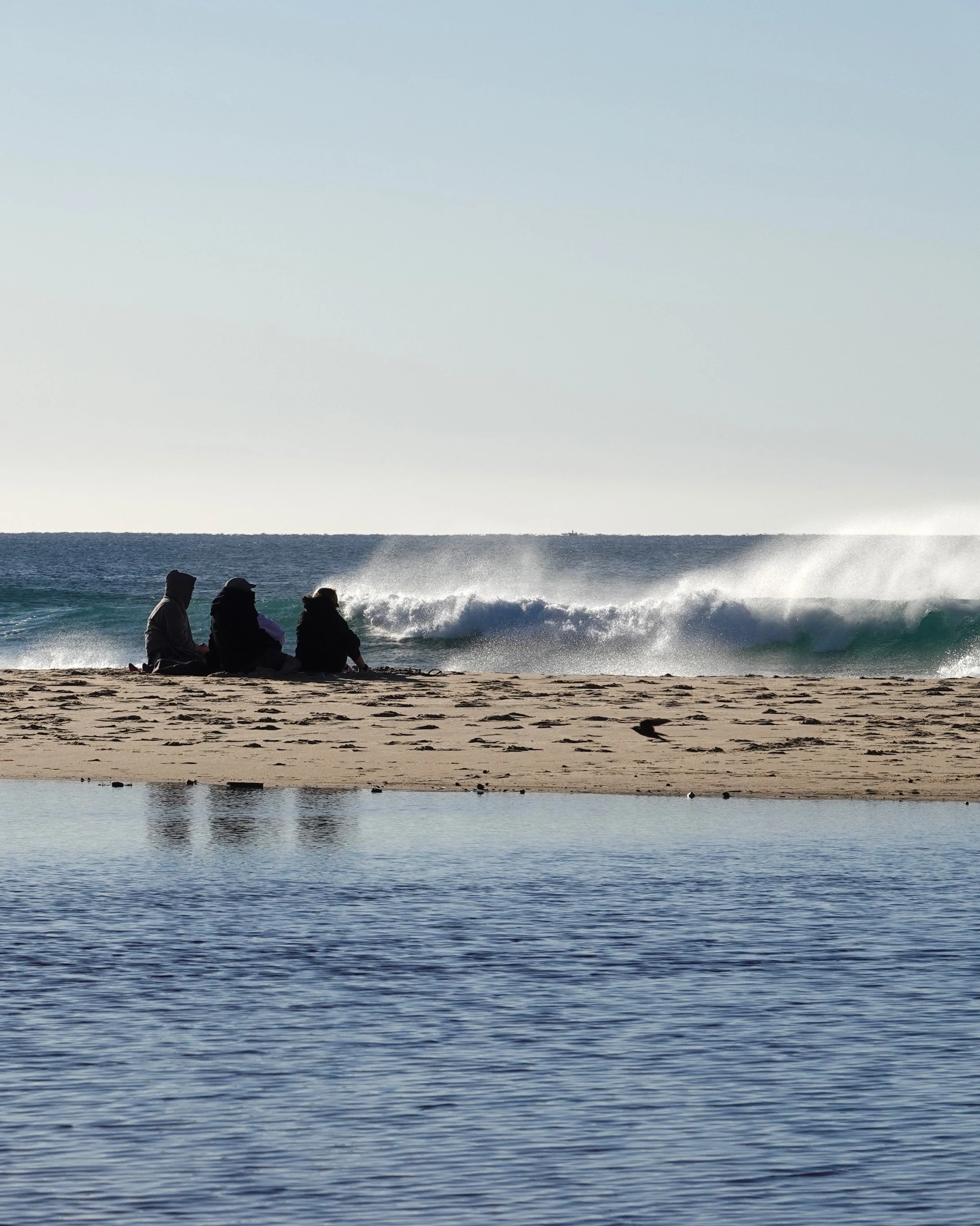  By keeping the design compliant with the regulations of the residential house code and working with development criteria instead of fighting them, the project was not subject to a lengthy and costly Development Approval, only requiring a quick BA pr