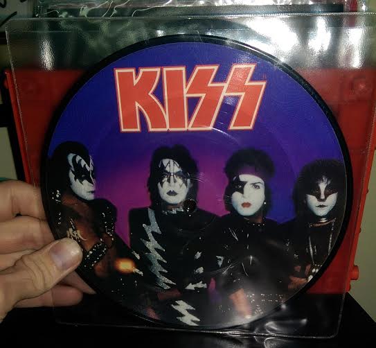 Picture Disc for single "World Without Heroes". Olivia Newton John's influence was hard to escape during this period in American music. CG