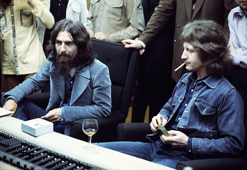  George Harrison with Pete Ham