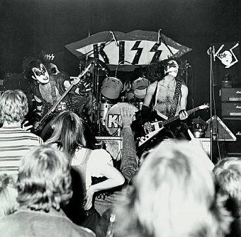 Kiss at Cadillac High School 1975